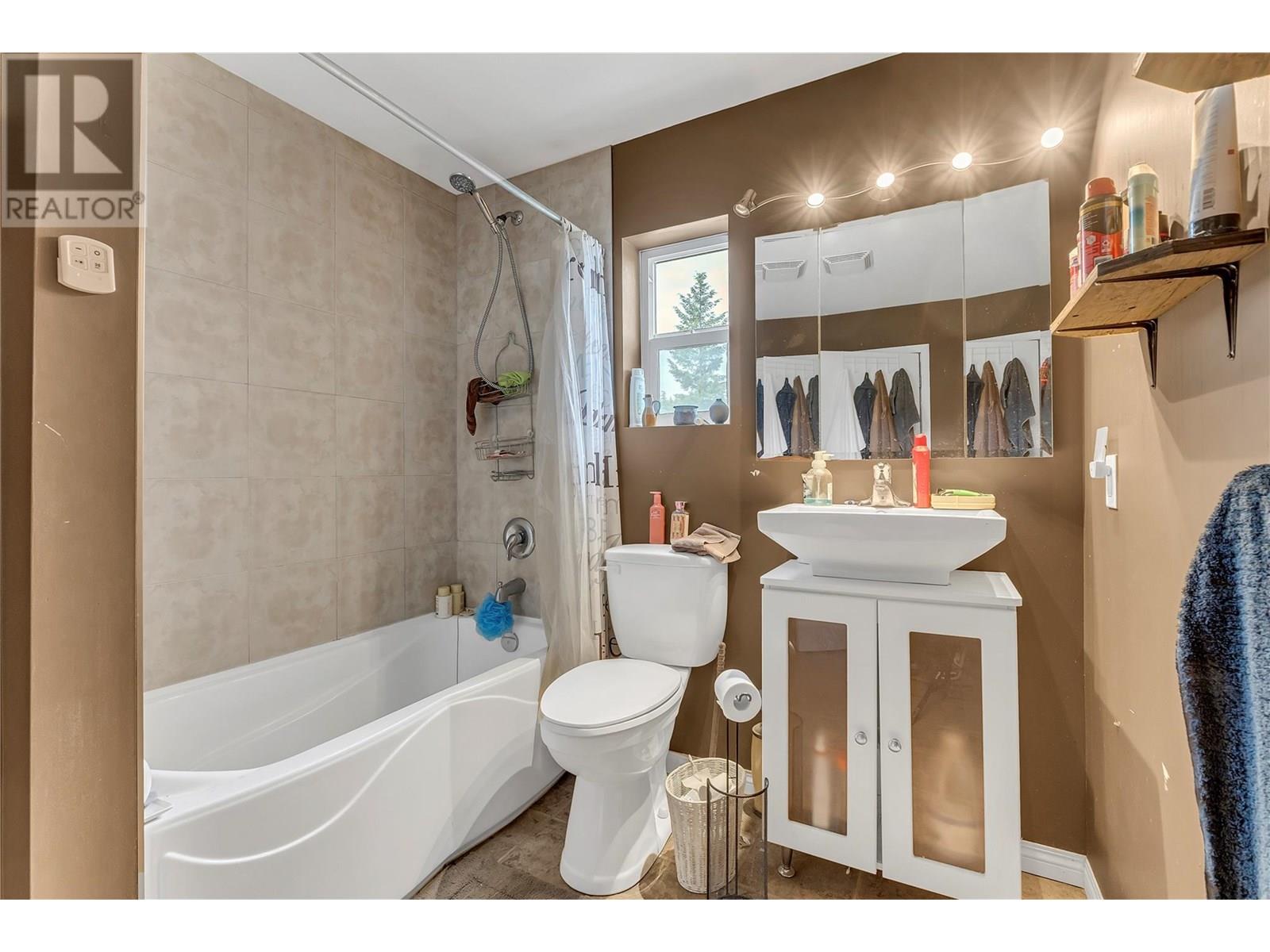 3803 Mclean Creek Road Property Photo 43