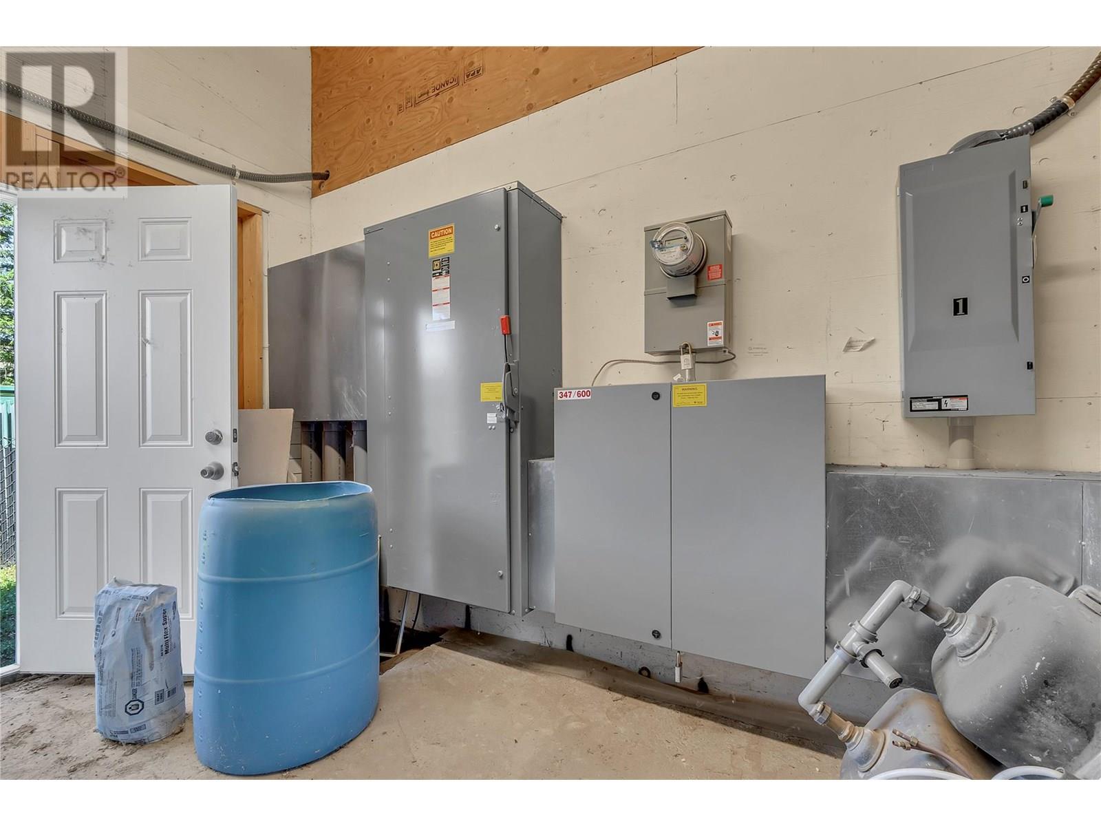 3803 Mclean Creek Road Property Photo 59