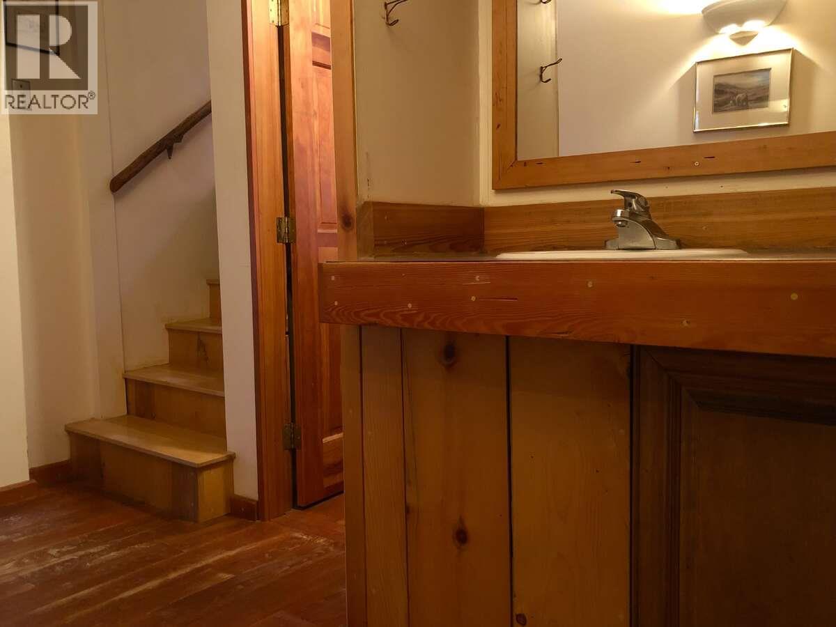 6119 Slocan River Road Property Photo 18
