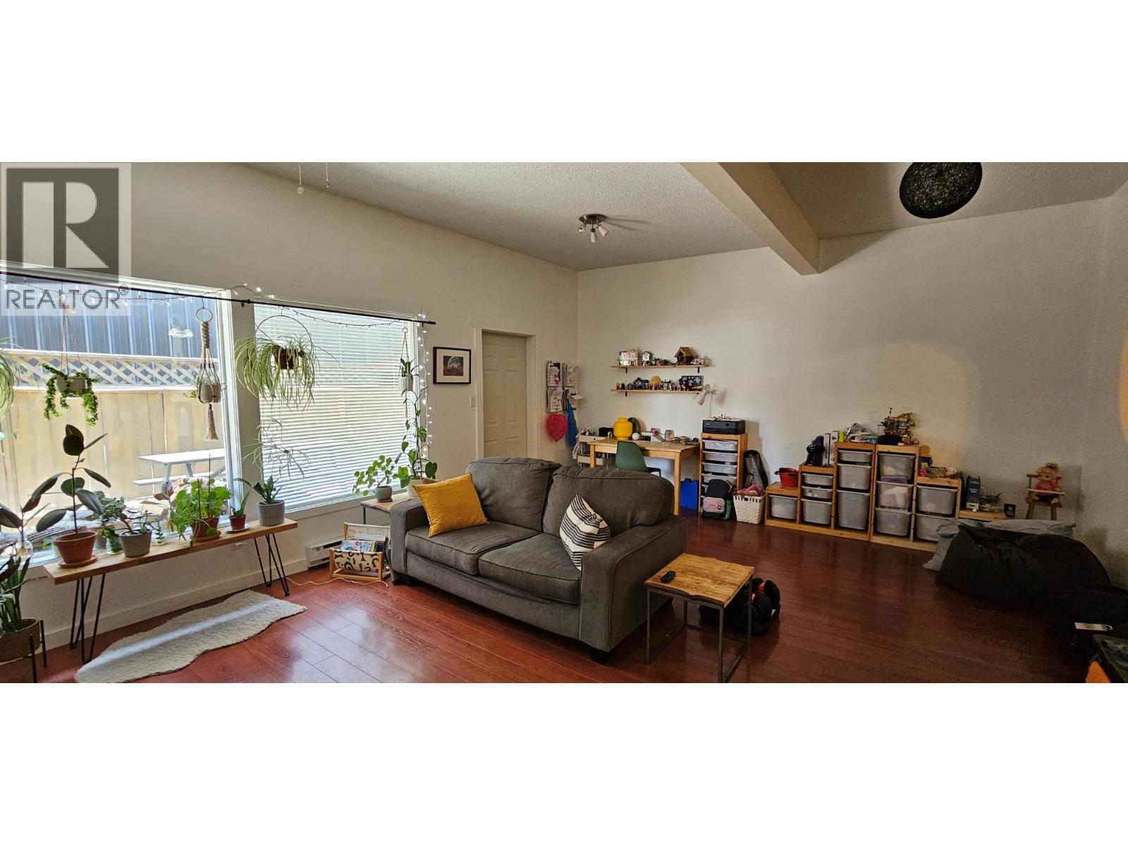 448 304th Street Property Photo 5