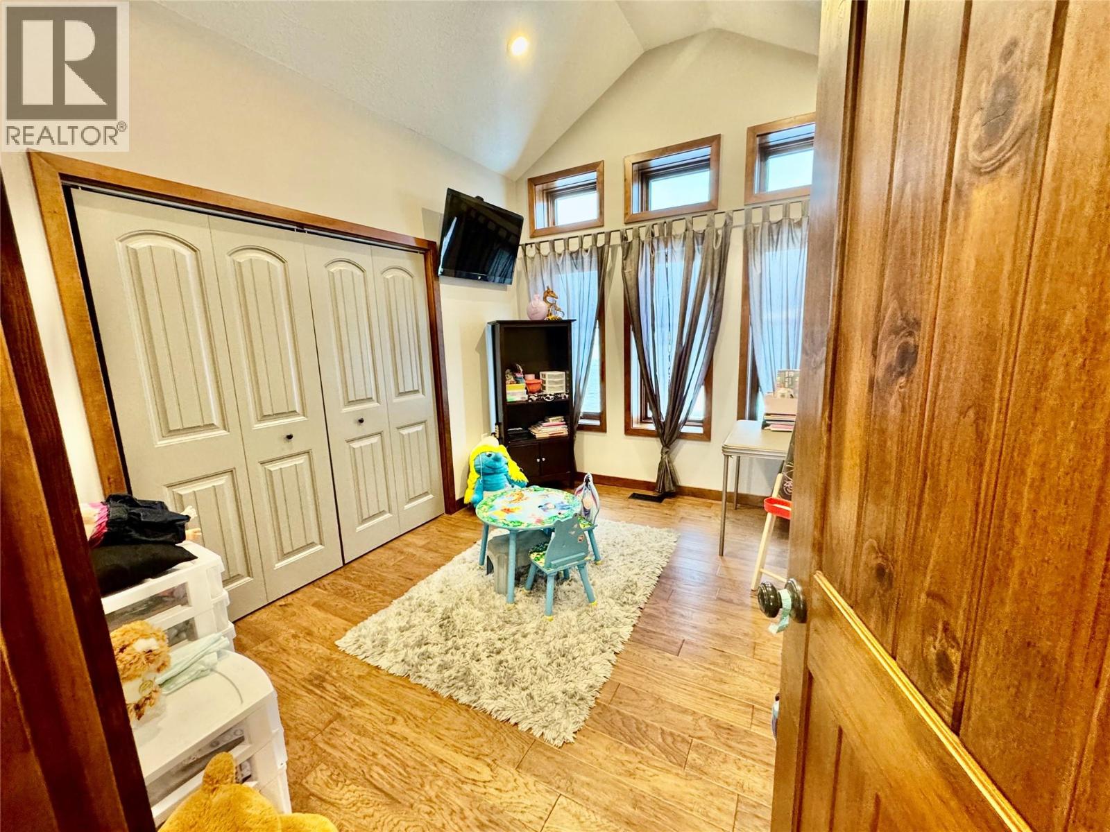 8142 219 Road Property Photo 24
