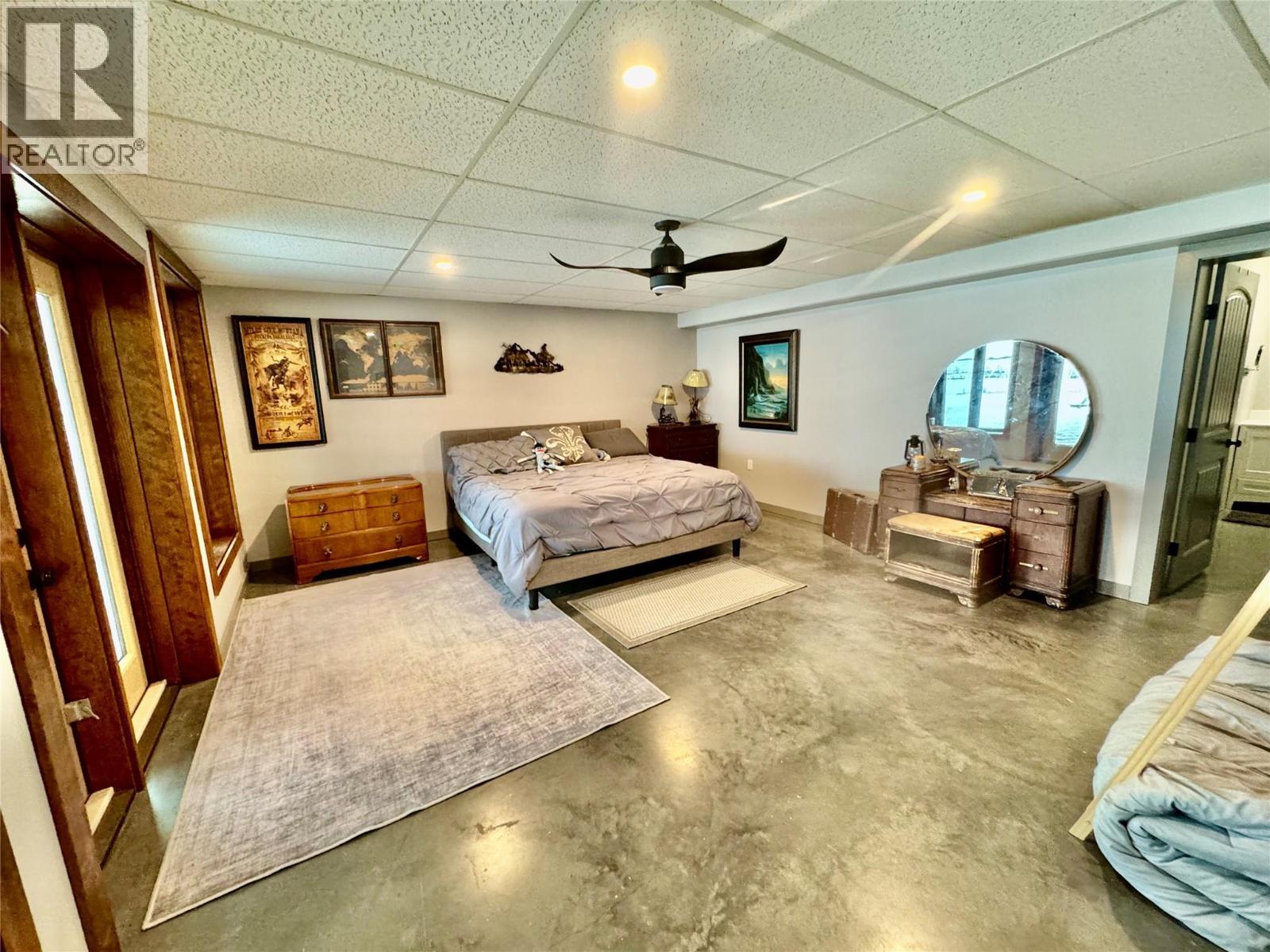 8142 219 Road Property Photo 33