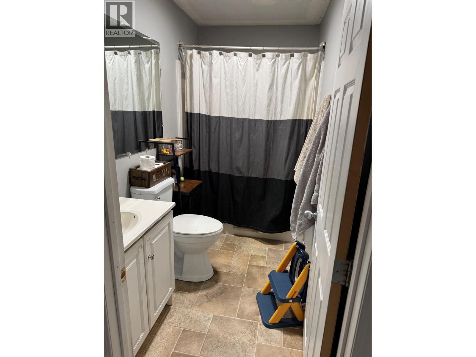 8142 219 Road Property Photo 48