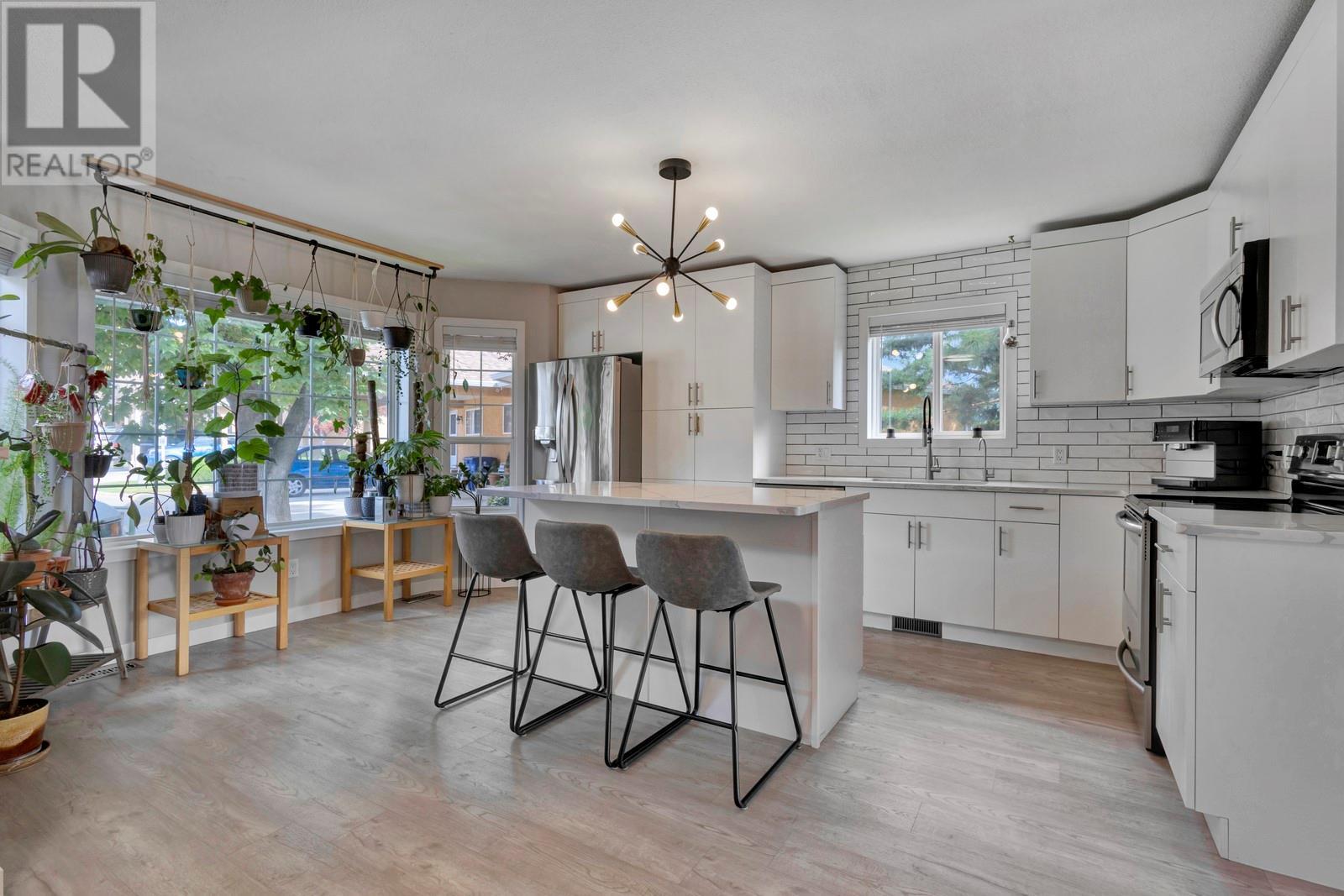 2210 Louie Drive Unit# 6 Property Photo 5