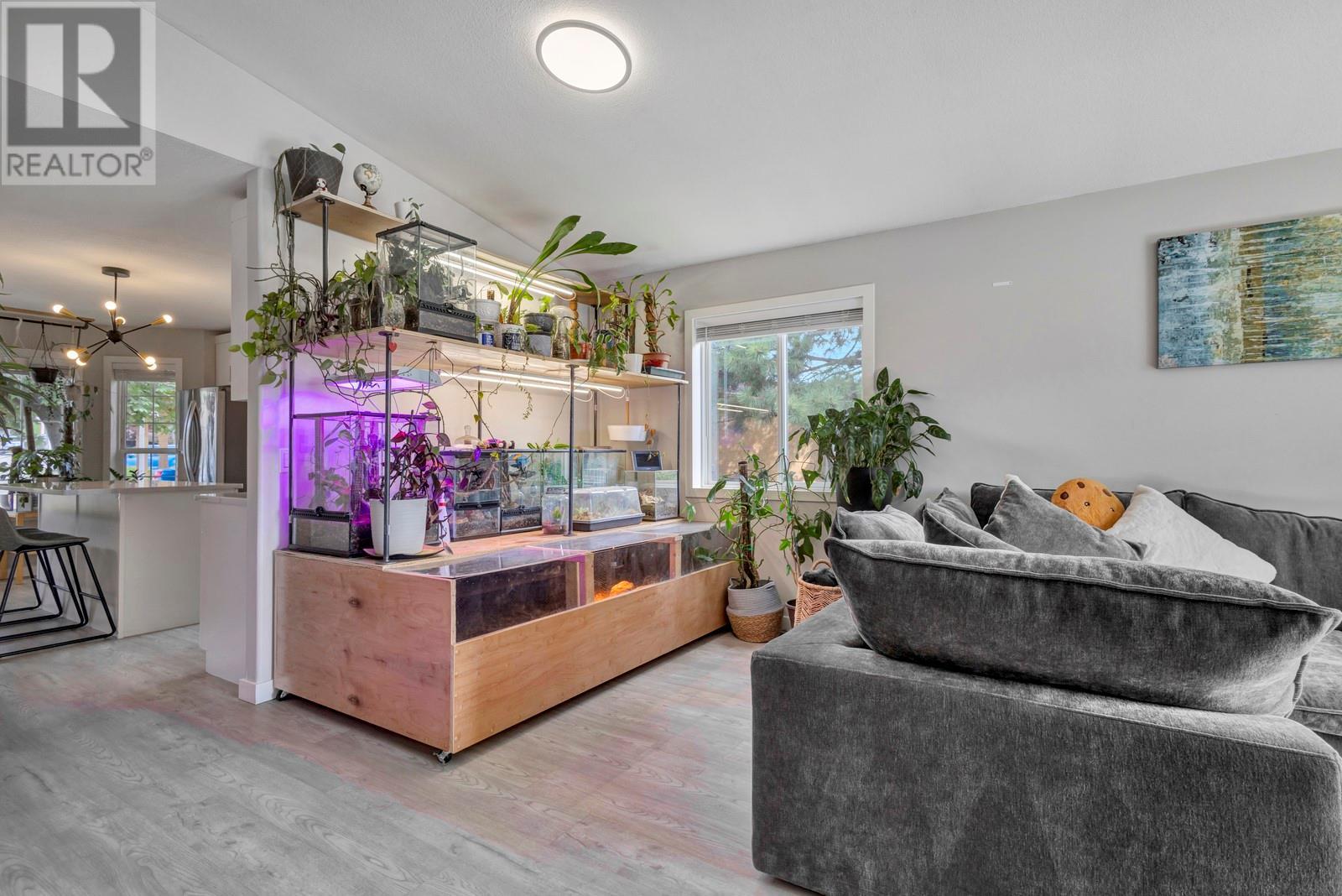 2210 Louie Drive Unit# 6 Property Photo 8