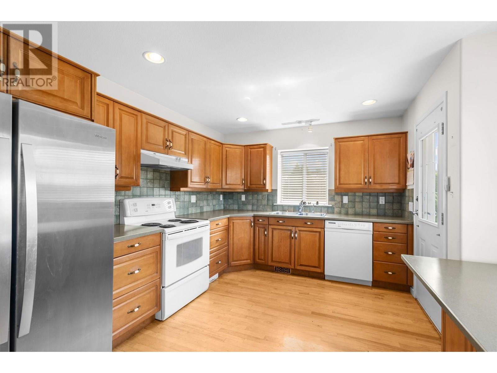 3788 Bird Place Unit# 111 Property Photo 12