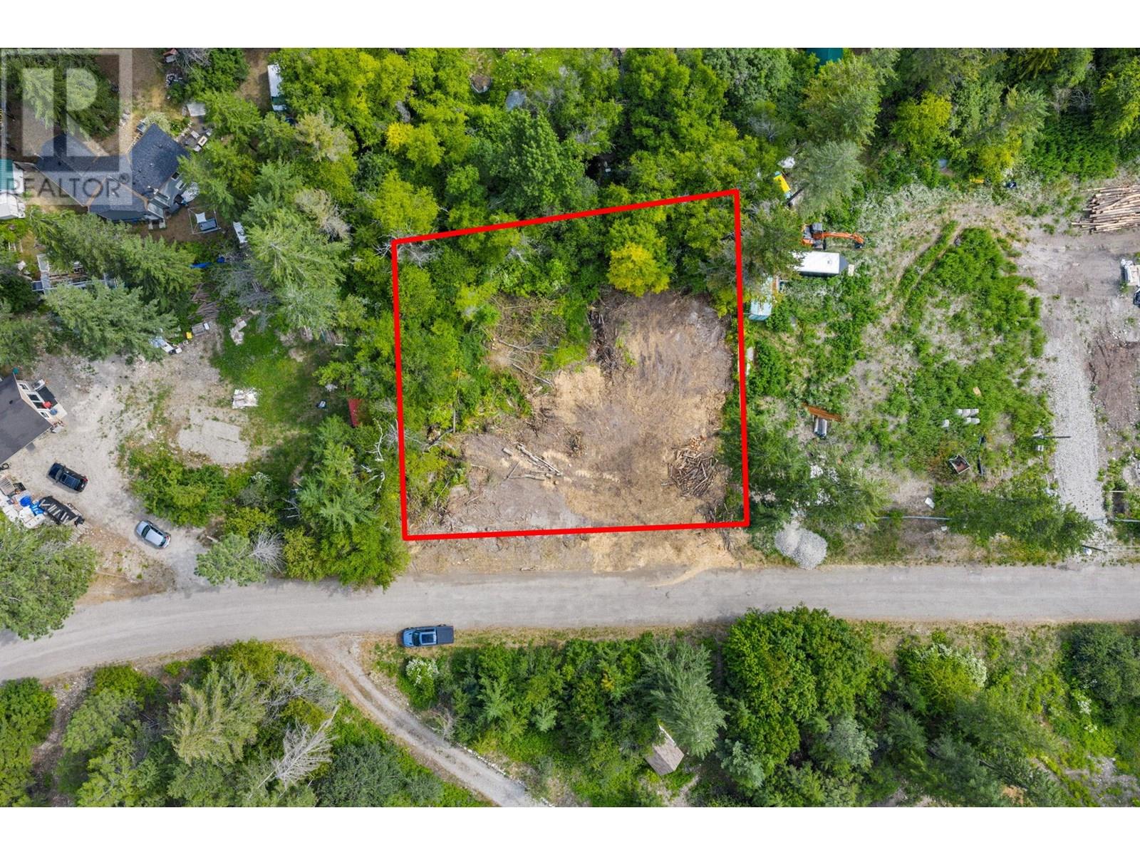 830 Balsam Road Property Photo 2