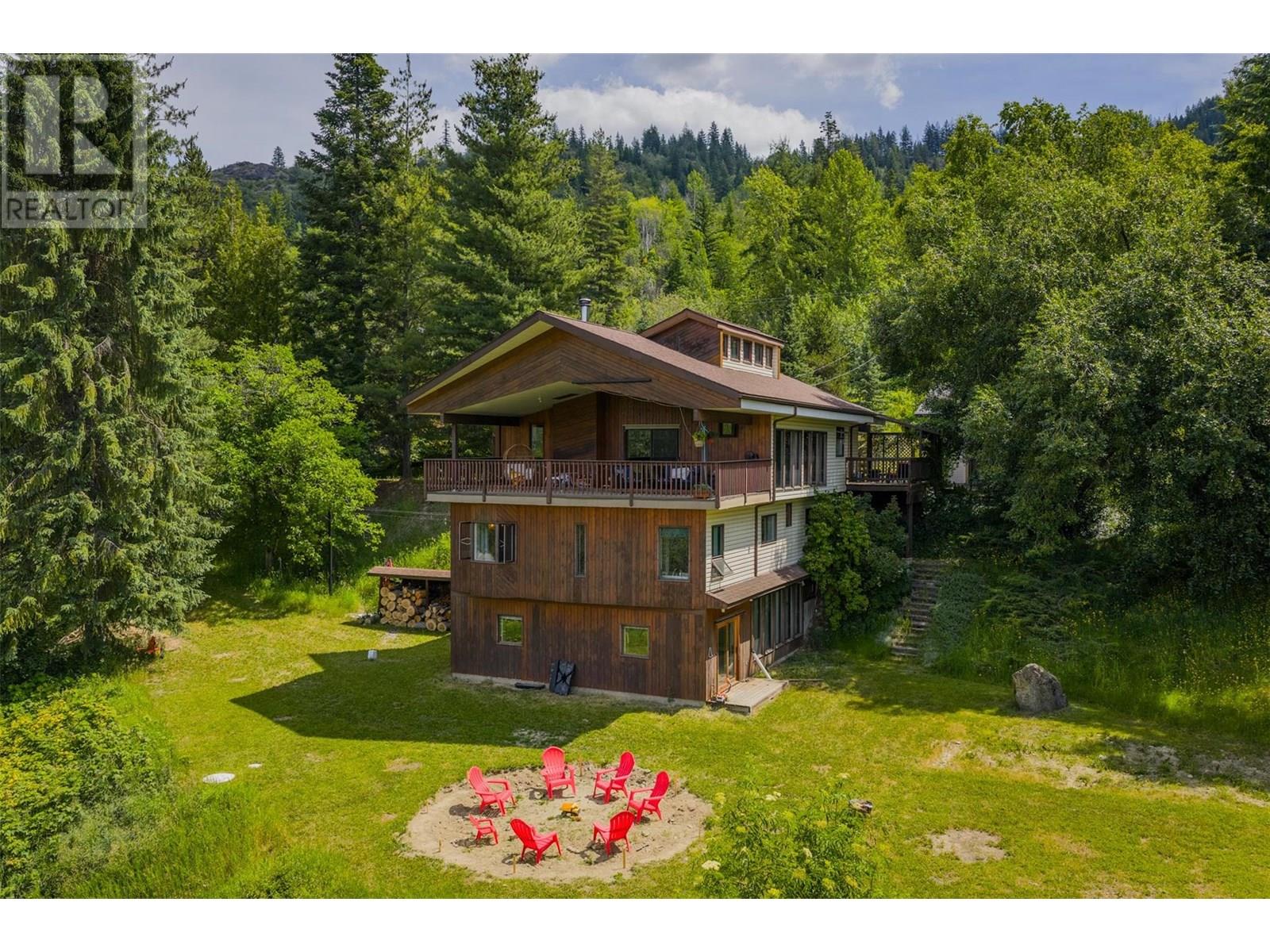 1137 MCLEOD Road