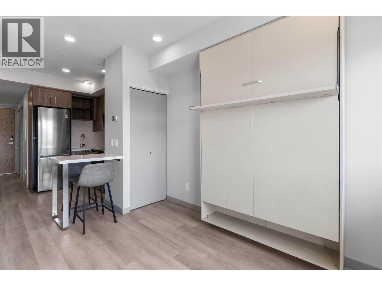 345 Dougall Road N Unit# 224 Property Photo 6
