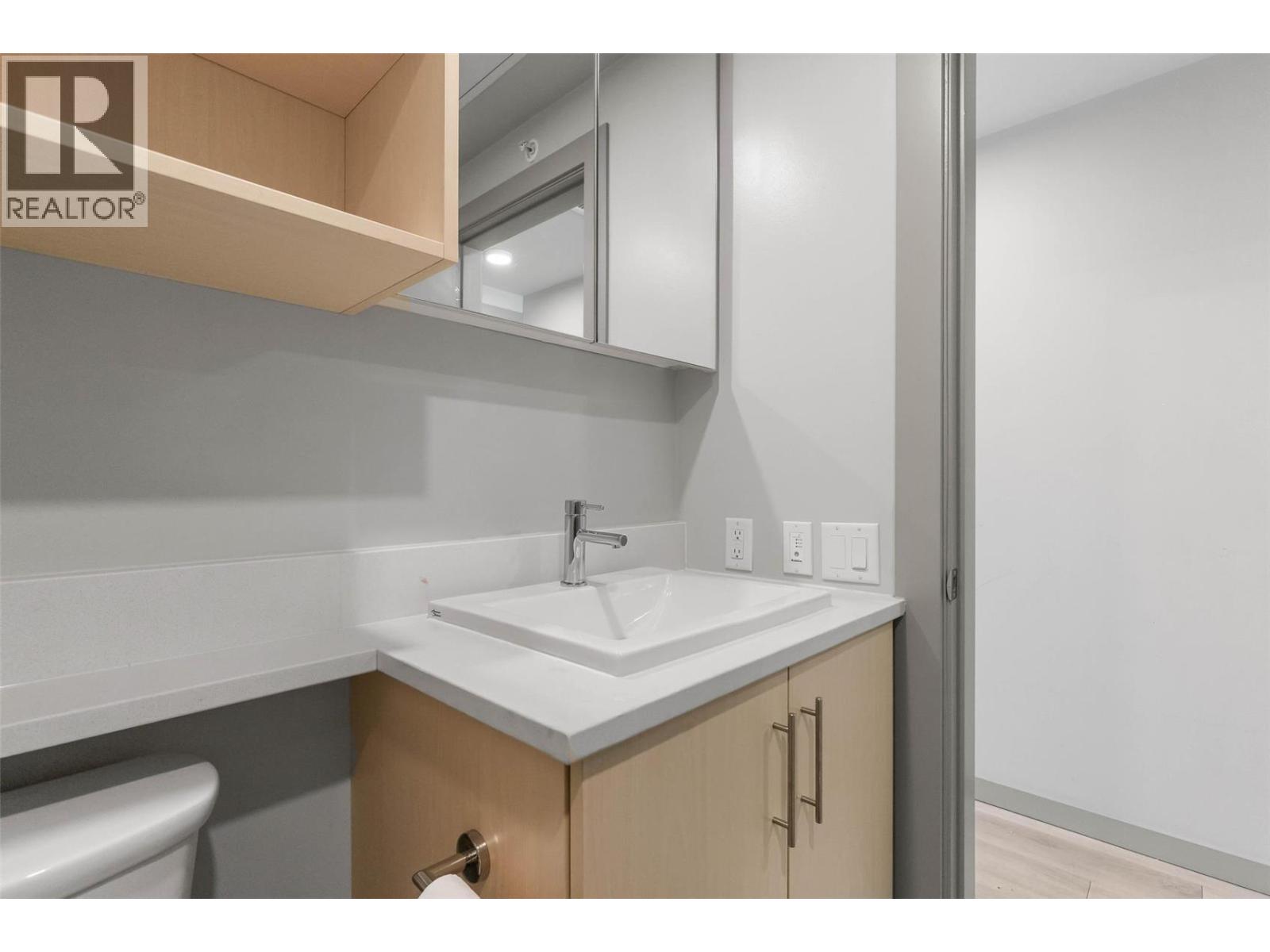 345 Dougall Road N Unit# 224 Property Photo 9