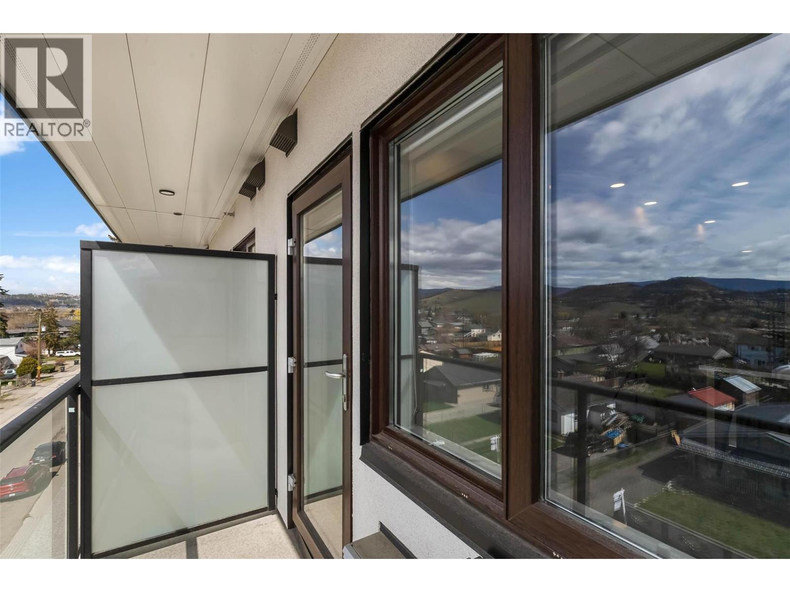 345 Dougall Road N Unit# 224 Property Photo 11
