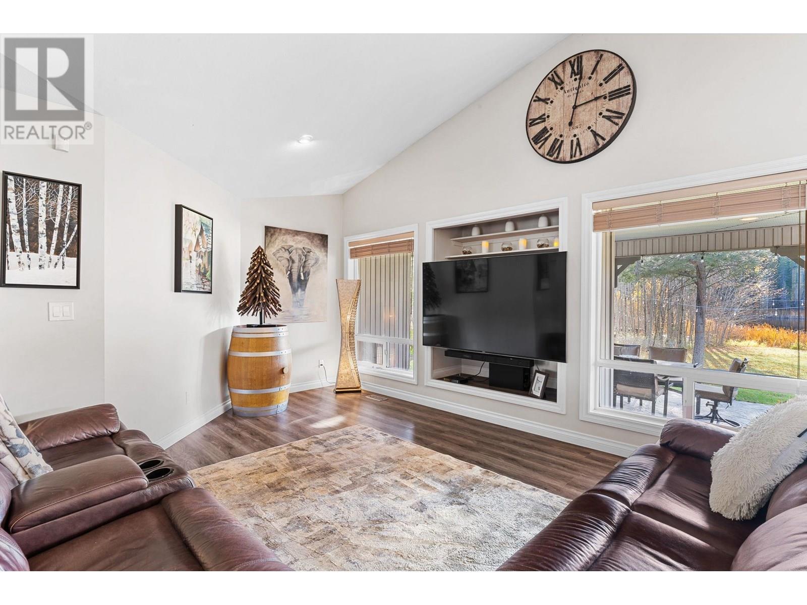 3330 Mckellar Road Property Photo 9