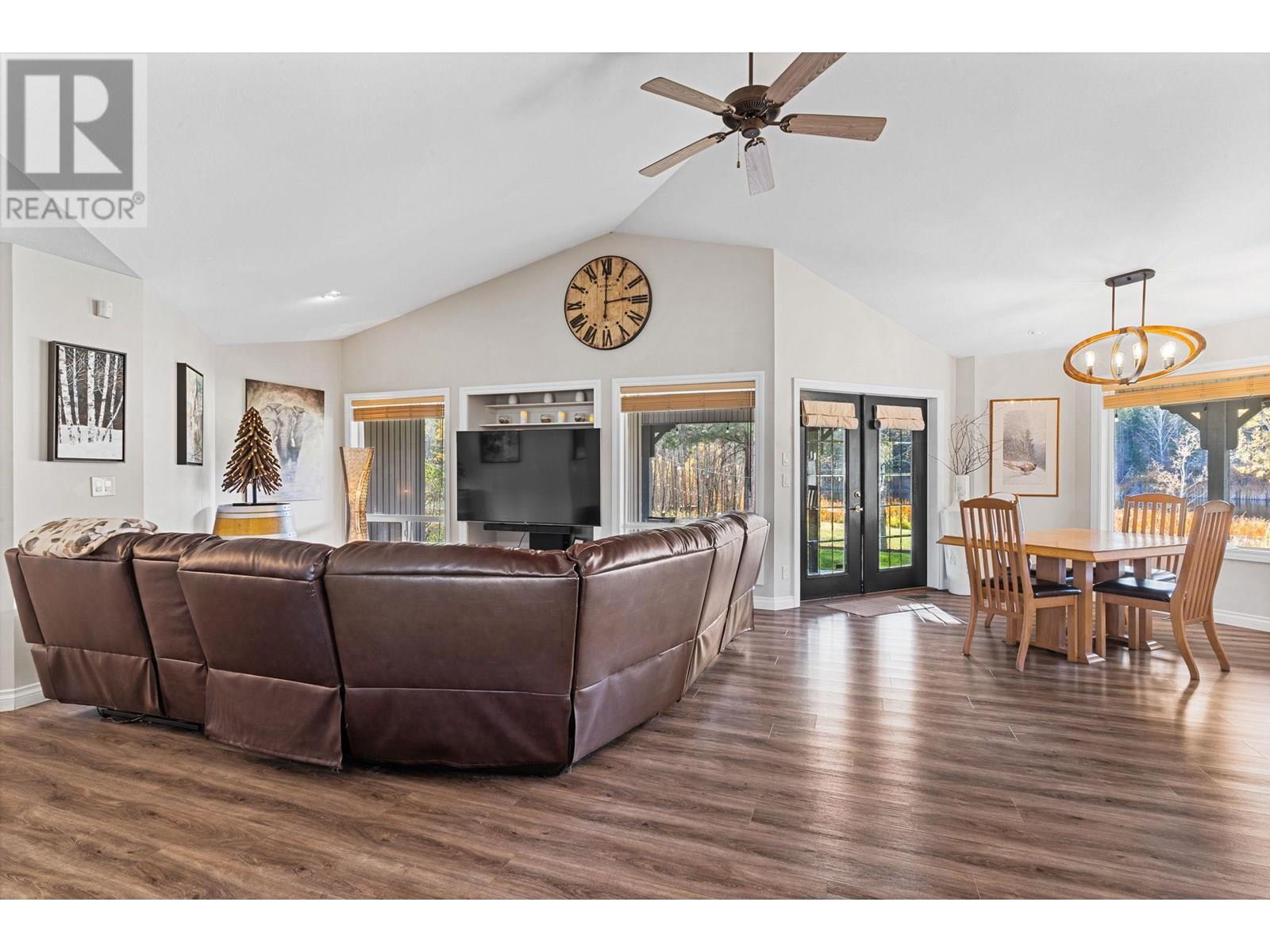 3330 Mckellar Road Property Photo 10