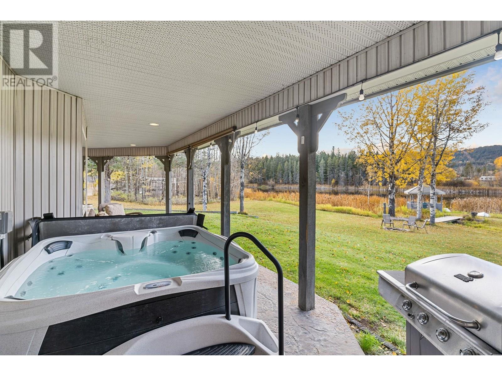 3330 Mckellar Road Property Photo 25