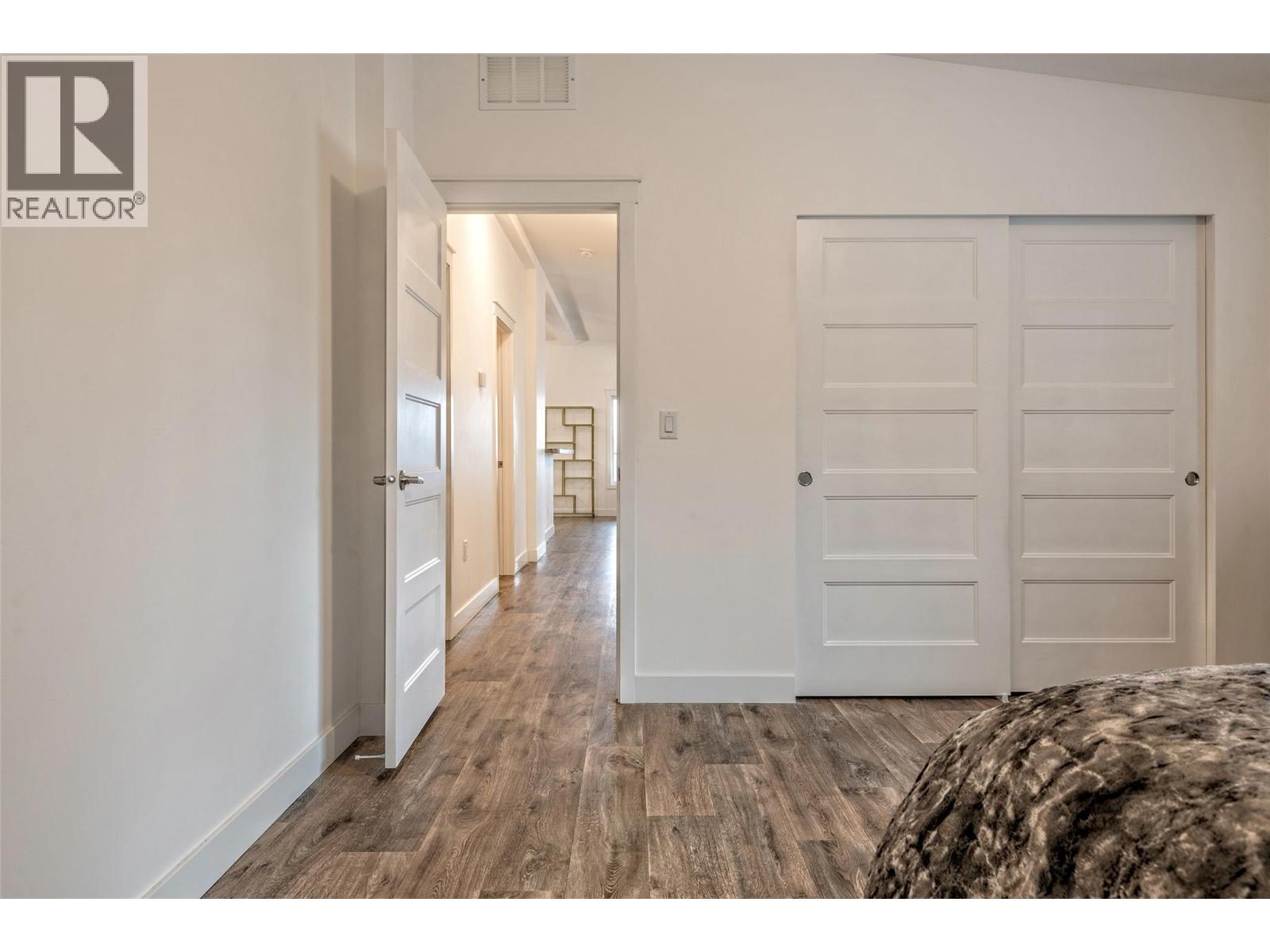 9369 Keithley Road Property Photo 11