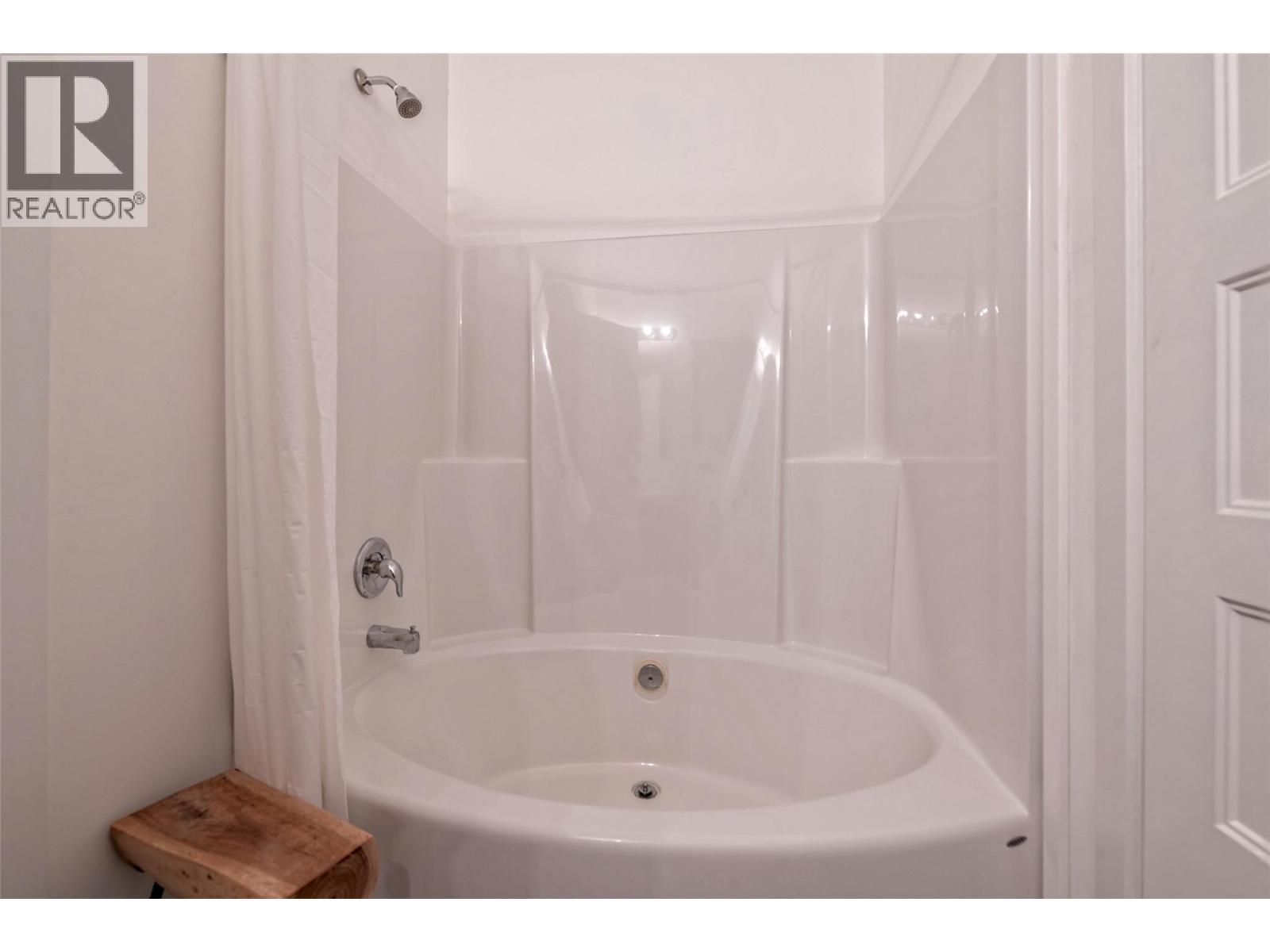 9369 Keithley Road Property Photo 16