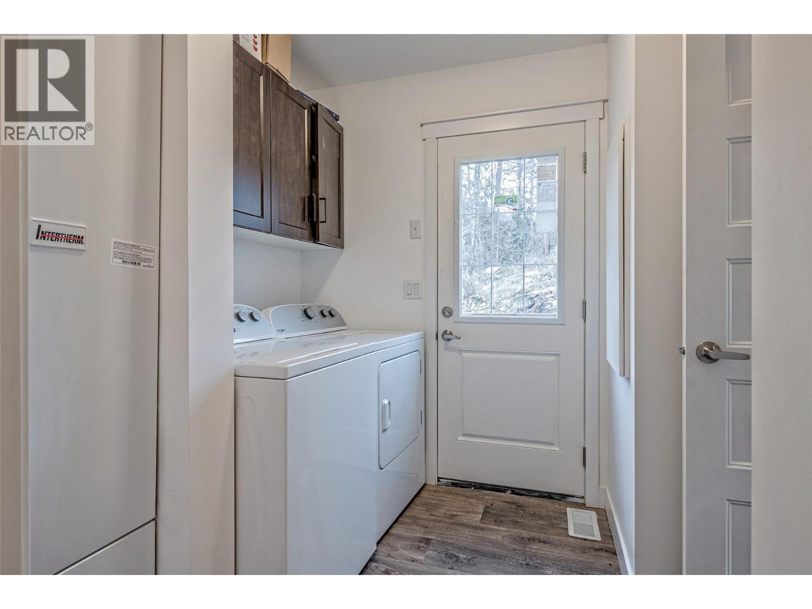 9369 Keithley Road Property Photo 18