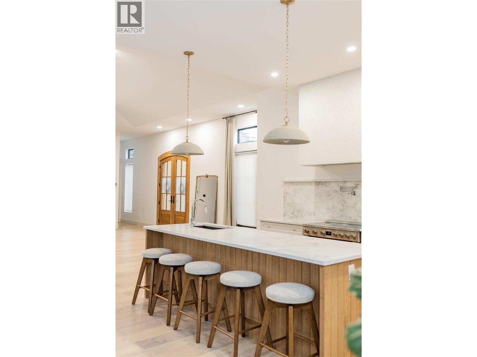 2690 Placer Place Property Photo 12