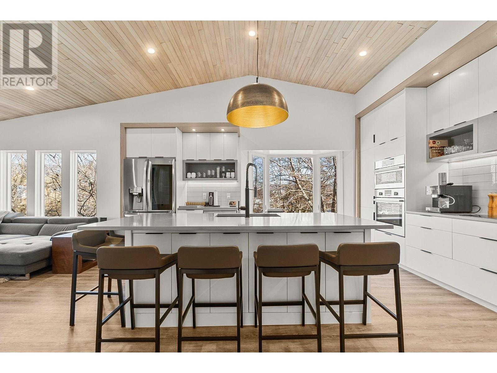 2900 Abbott Street #312 Property Photo 5