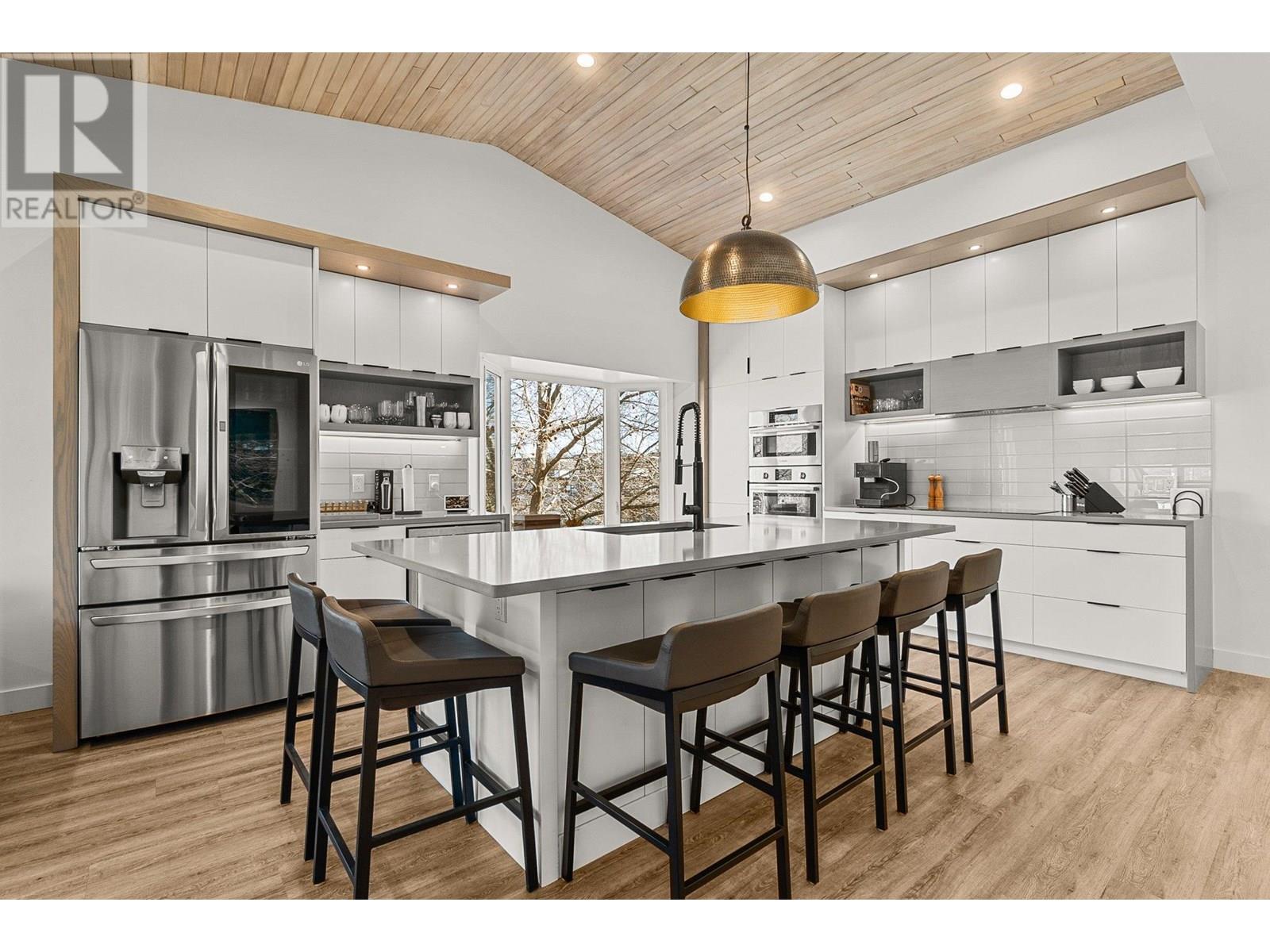 2900 Abbott Street #312 Property Photo 6