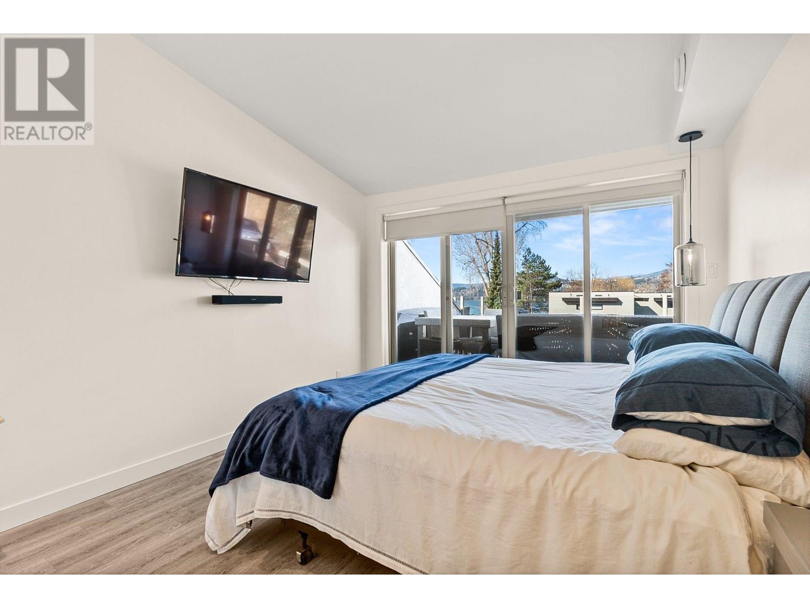 2900 Abbott Street #312 Property Photo 17