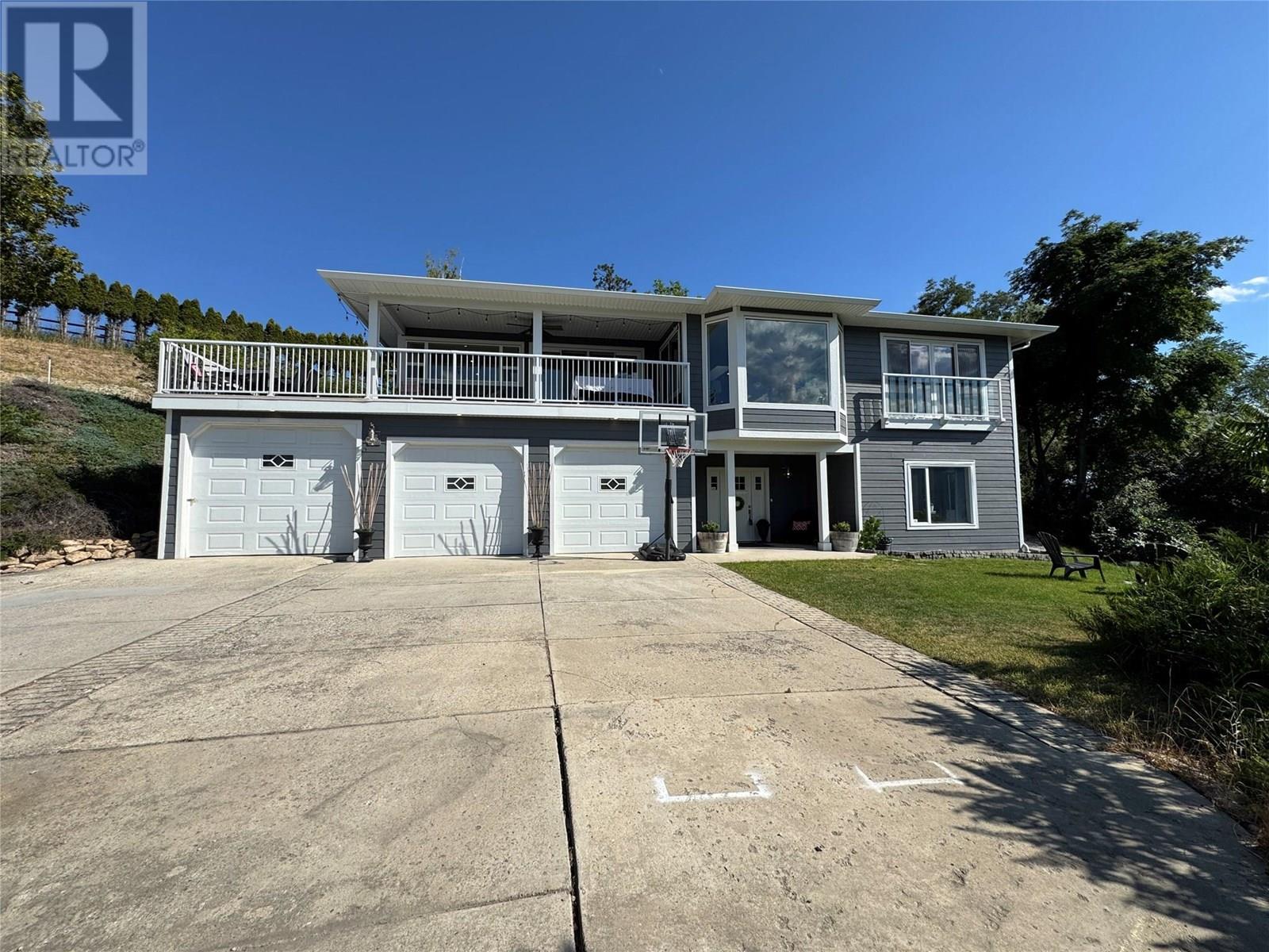 11935 Okanagan Centre Road Property Photo 4