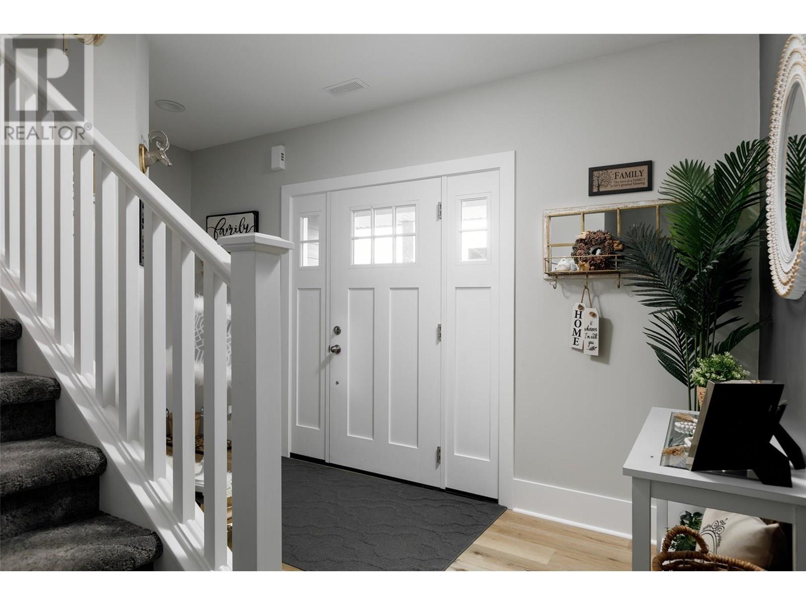 11935 Okanagan Centre Road Property Photo 14