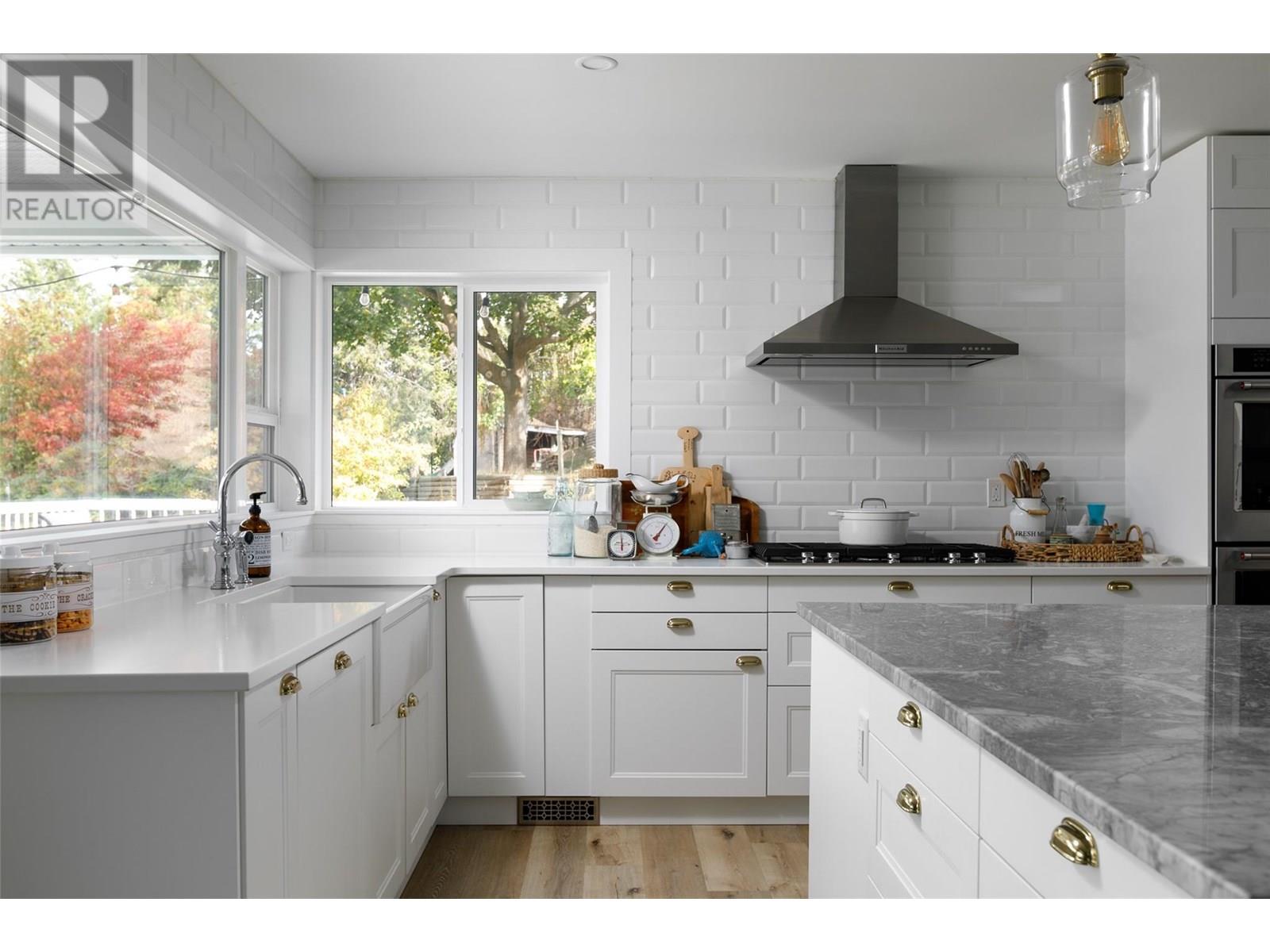 11935 Okanagan Centre Road Property Photo 24