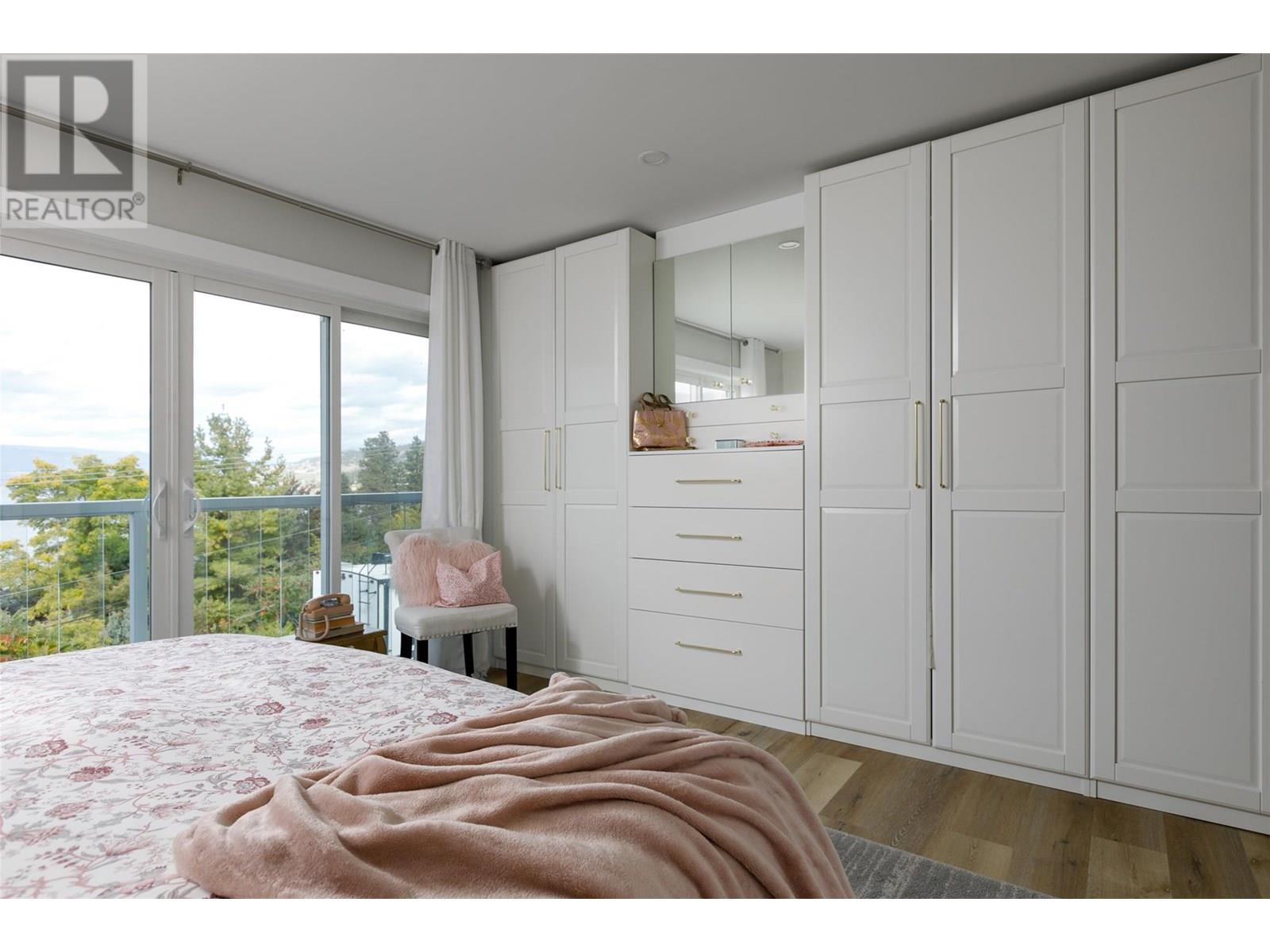 11935 Okanagan Centre Road Property Photo 30