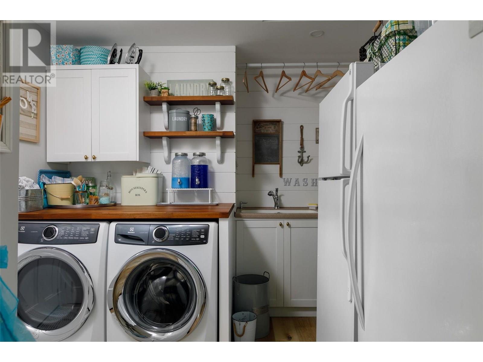 11935 Okanagan Centre Road Property Photo 33