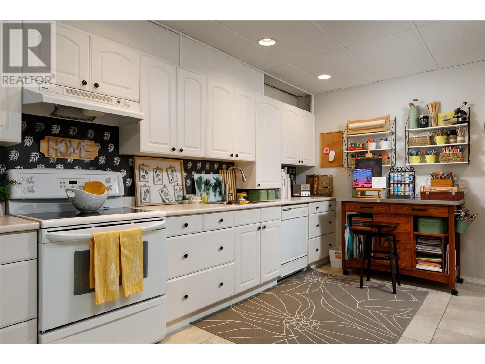 11935 Okanagan Centre Road Property Photo 40