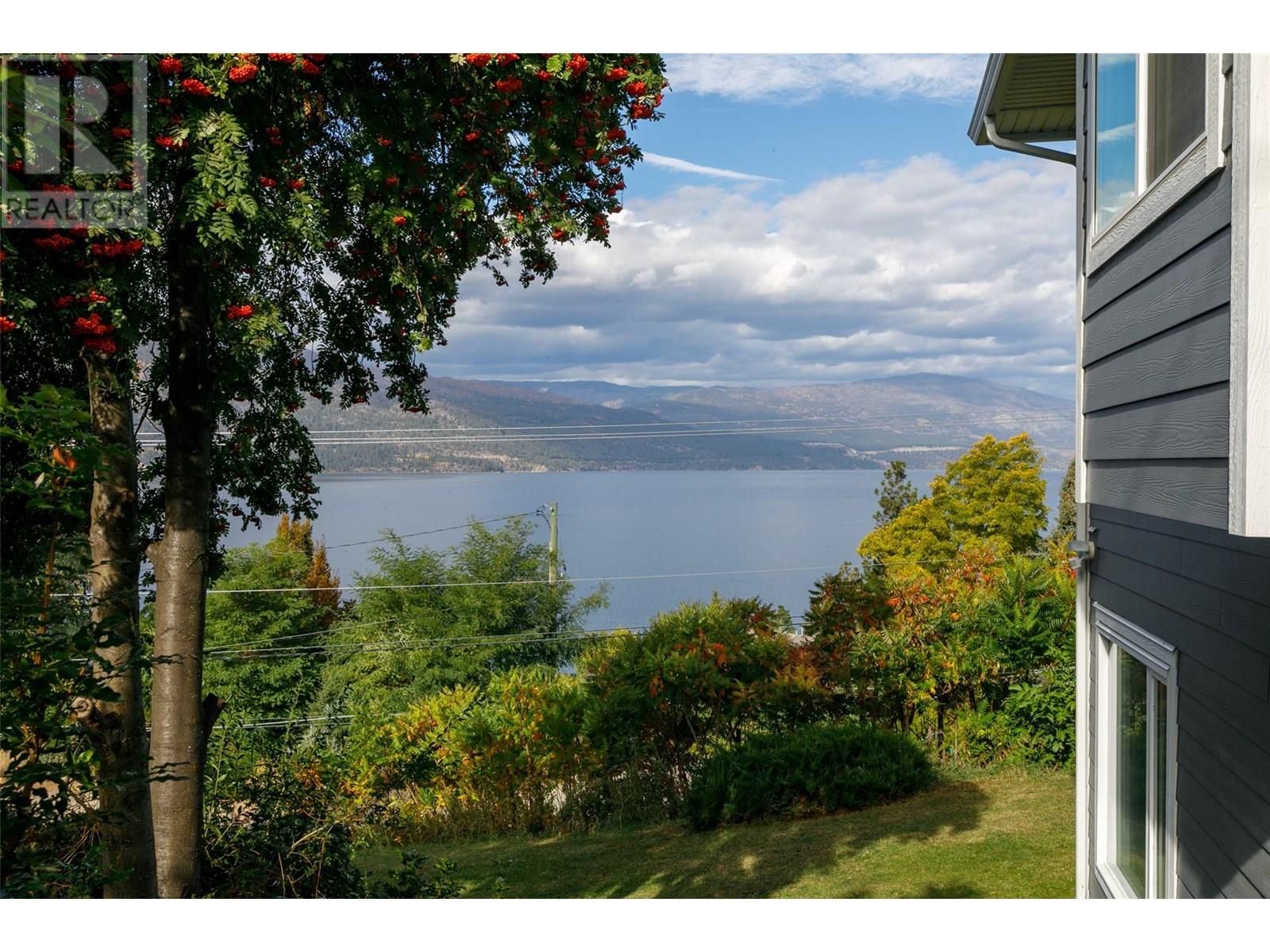 11935 Okanagan Centre Road Property Photo 47