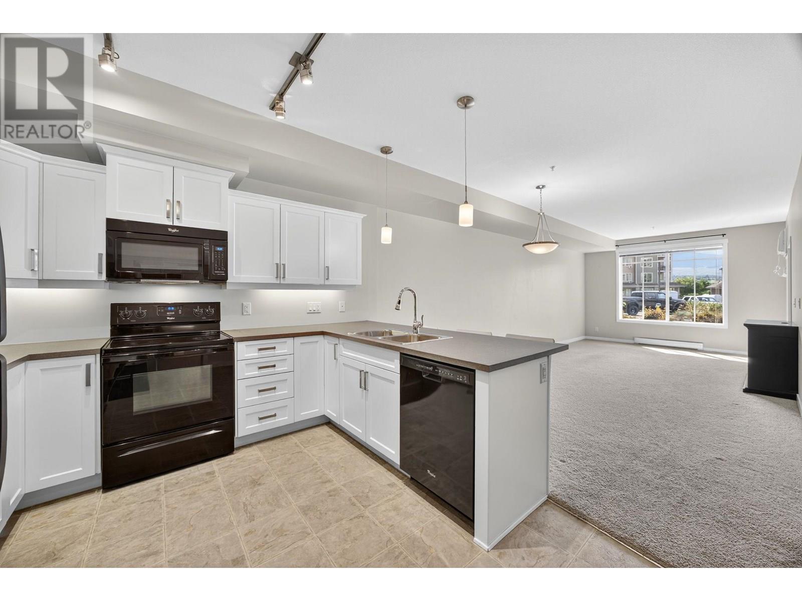 3733 Casorso Road Unit# 117 Property Photo 7