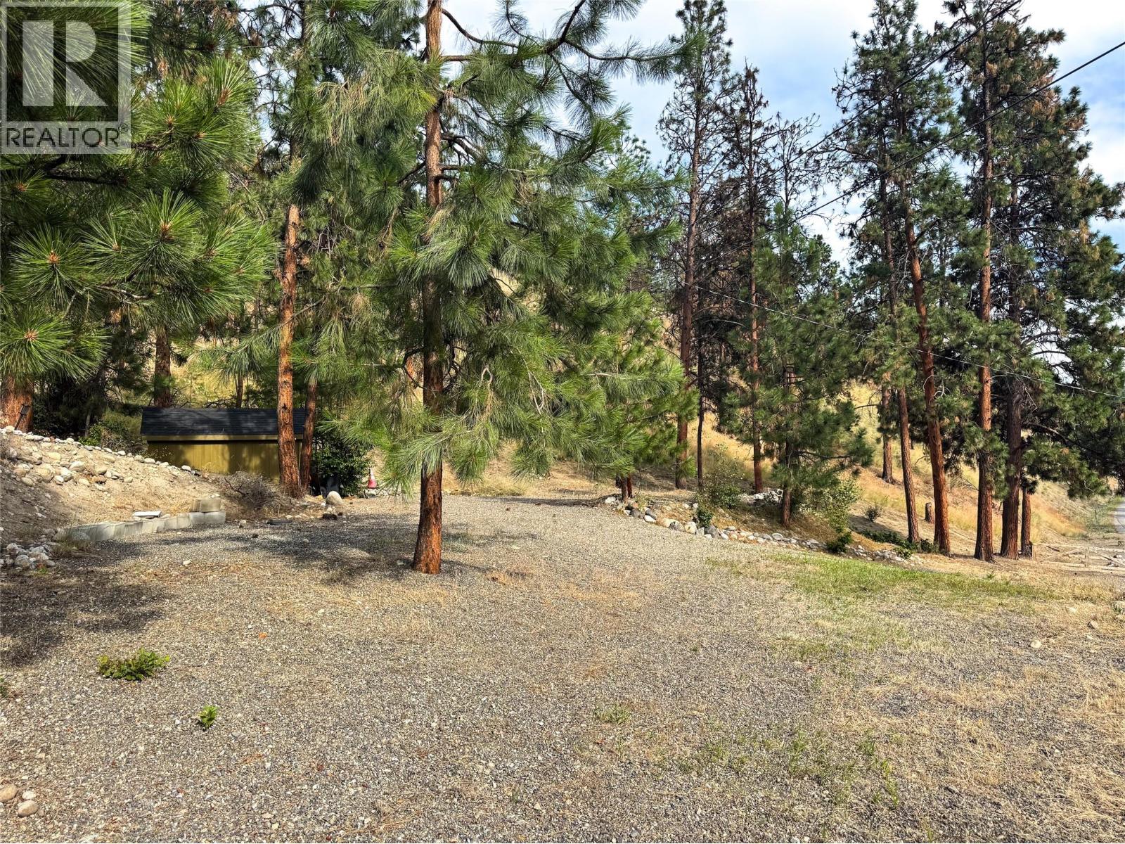 9775/9819 Okanagan Centre Road W Property Photo 16