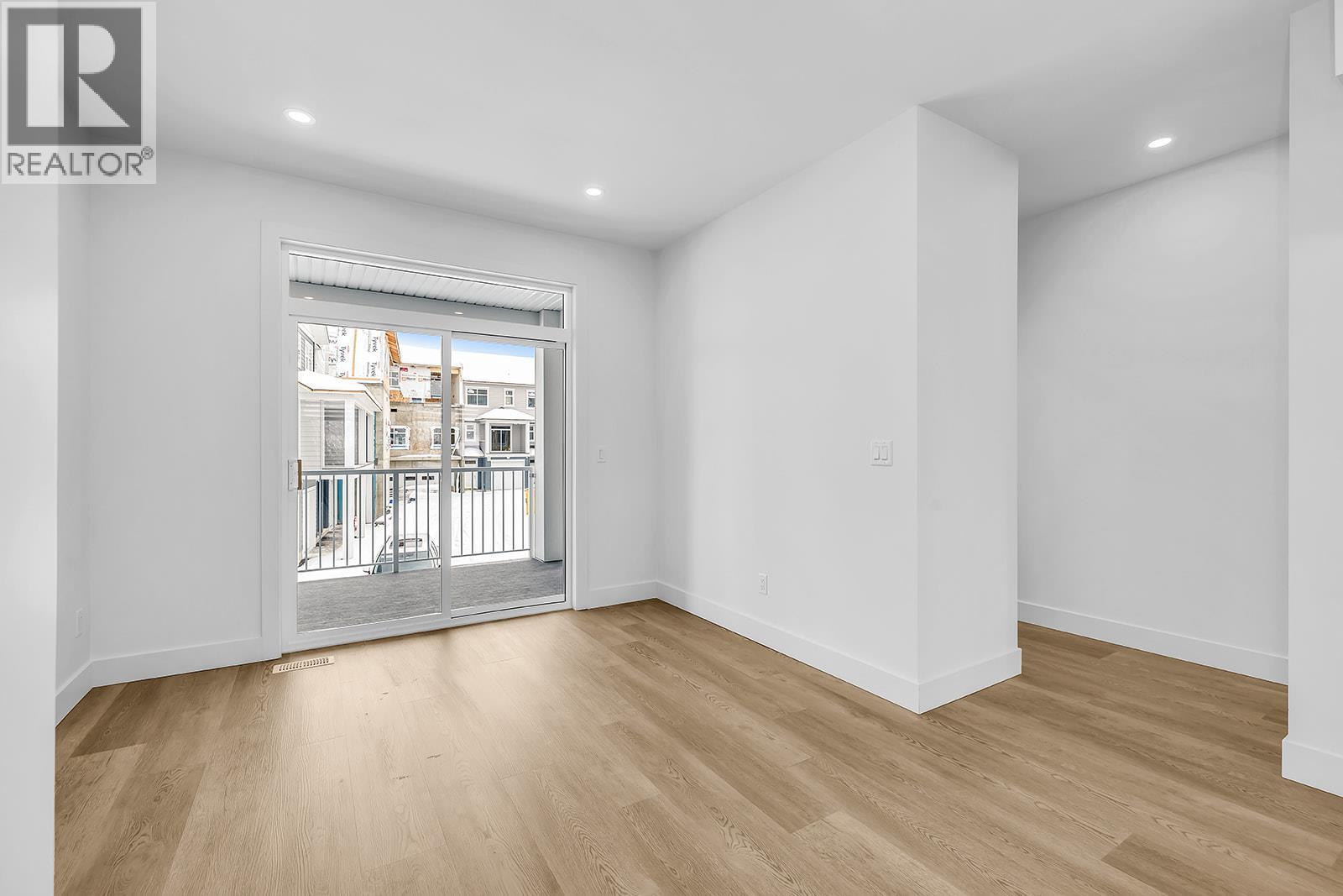 5300 Main Street #112 Property Photo 10