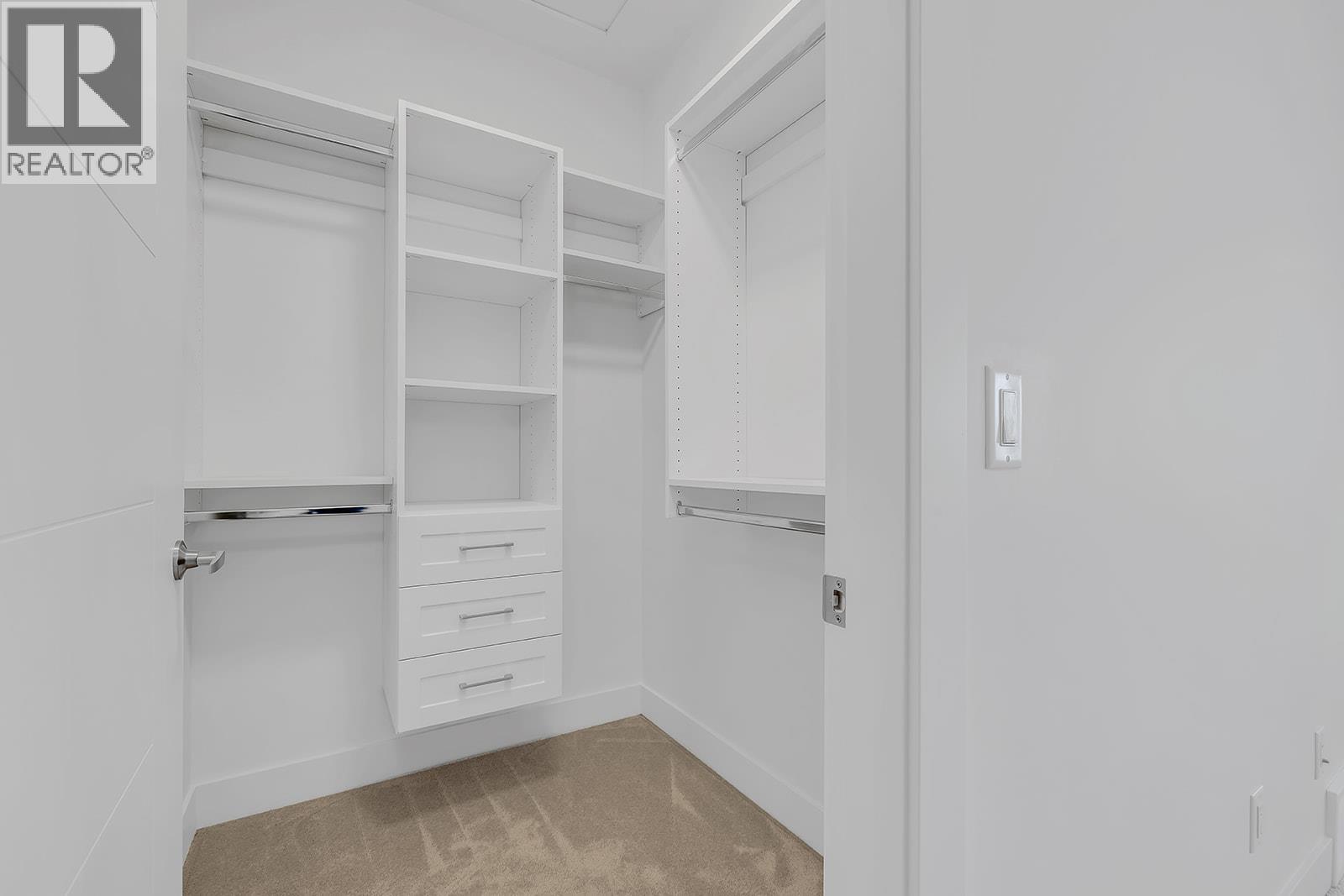 5300 Main Street #112 Property Photo 20