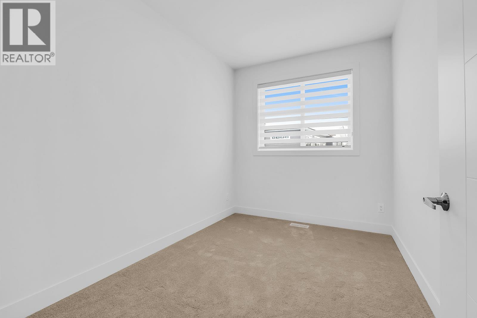 5300 Main Street #112 Property Photo 21