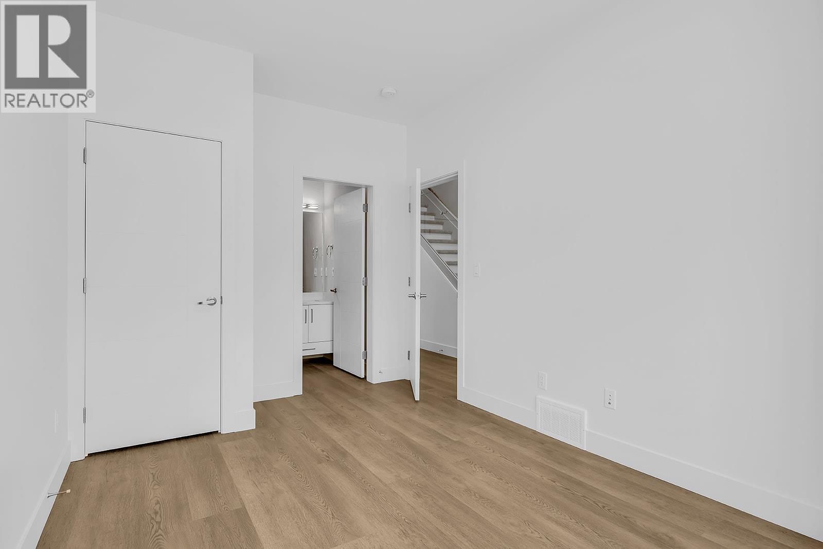 5300 Main Street #112 Property Photo 31