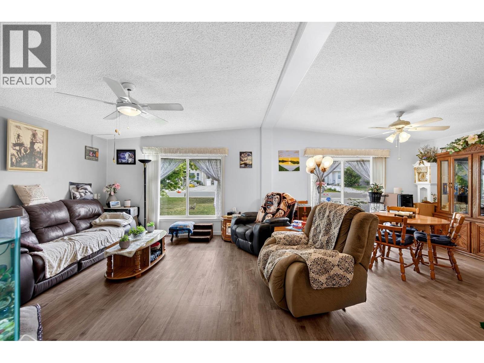 1664 Woodburn Drive Property Photo 15
