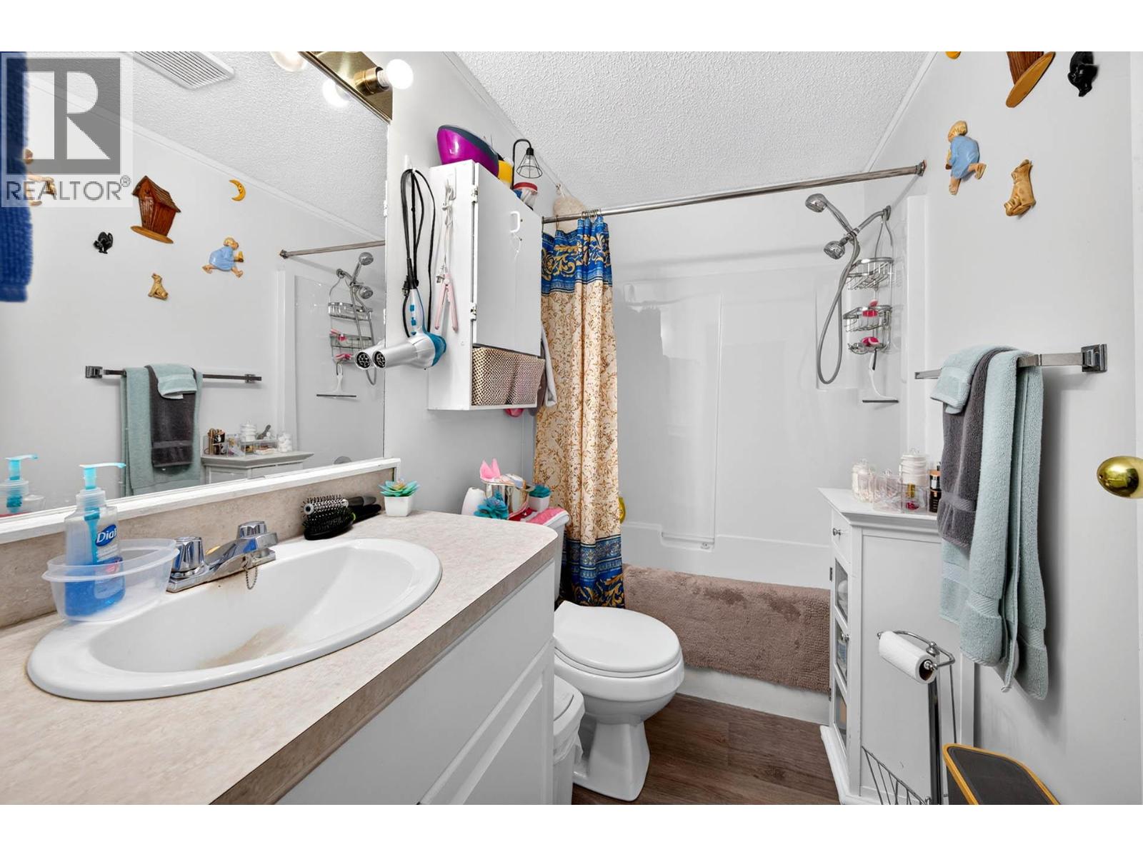 1664 Woodburn Drive Property Photo 20