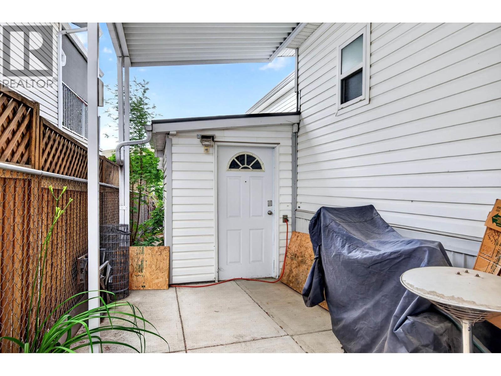 1664 Woodburn Drive Property Photo 38