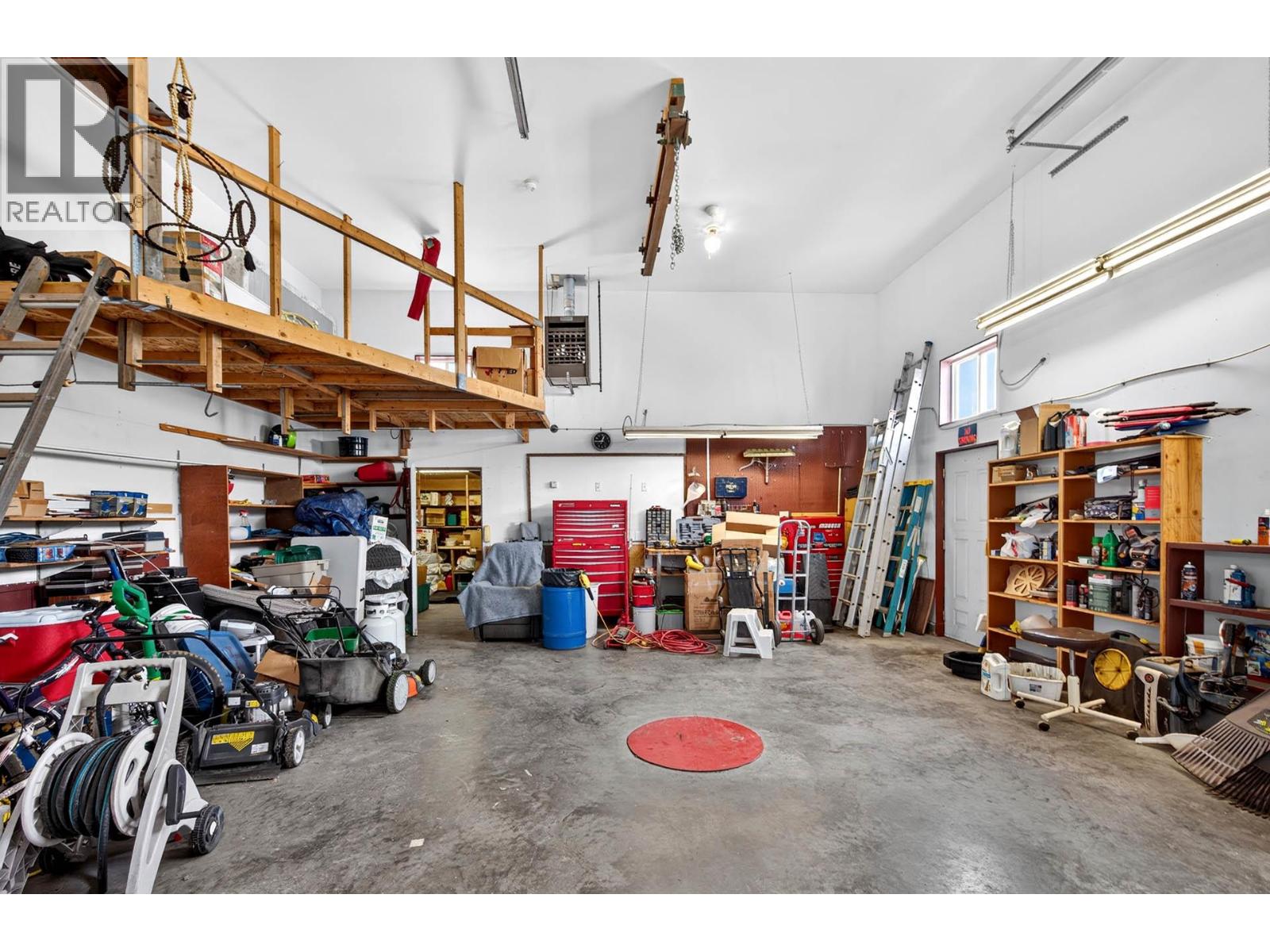 1664 Woodburn Drive Property Photo 45