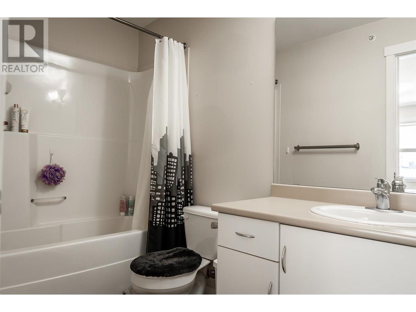 1481 Glenmore Road N Unit# 301 Property Photo 11