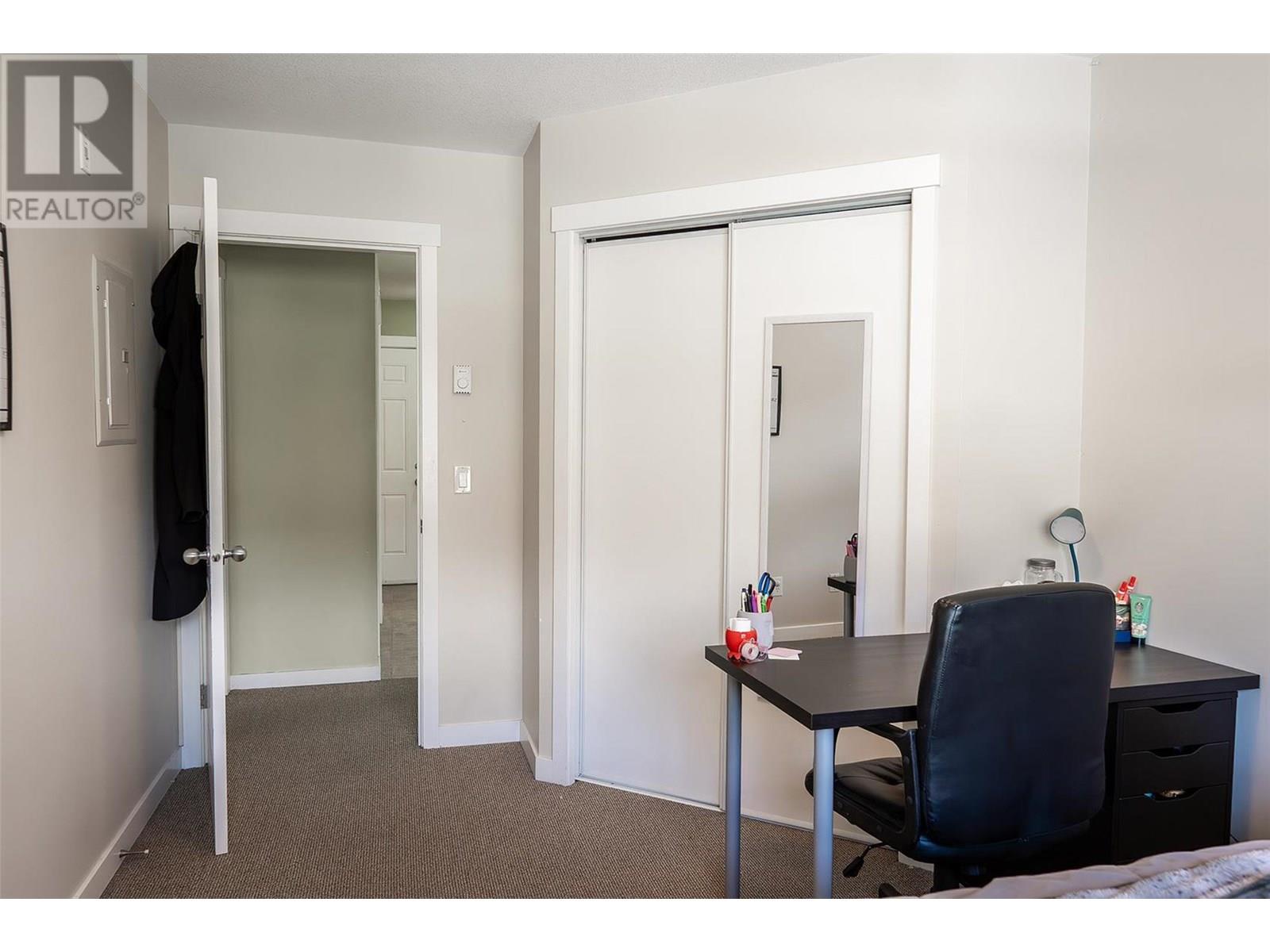 1481 Glenmore Road N Unit# 301 Property Photo 13