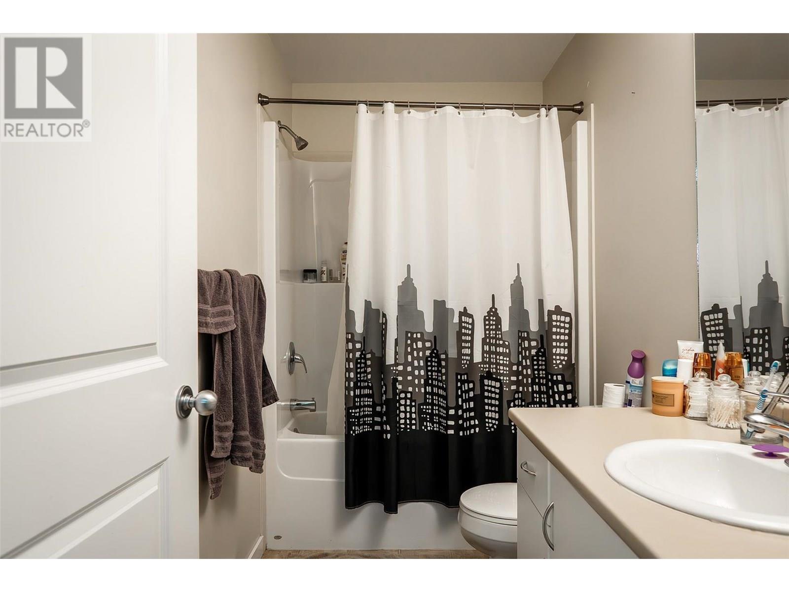 1481 Glenmore Road N Unit# 301 Property Photo 14