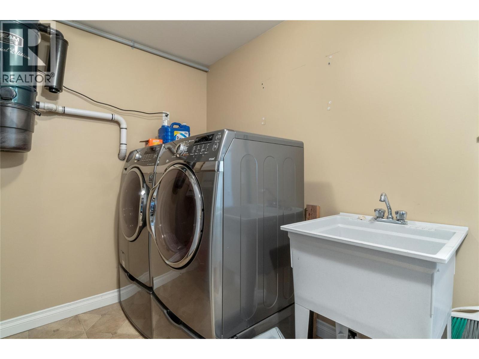 1541 Blind Bay Road Unit# 1 Property Photo 32