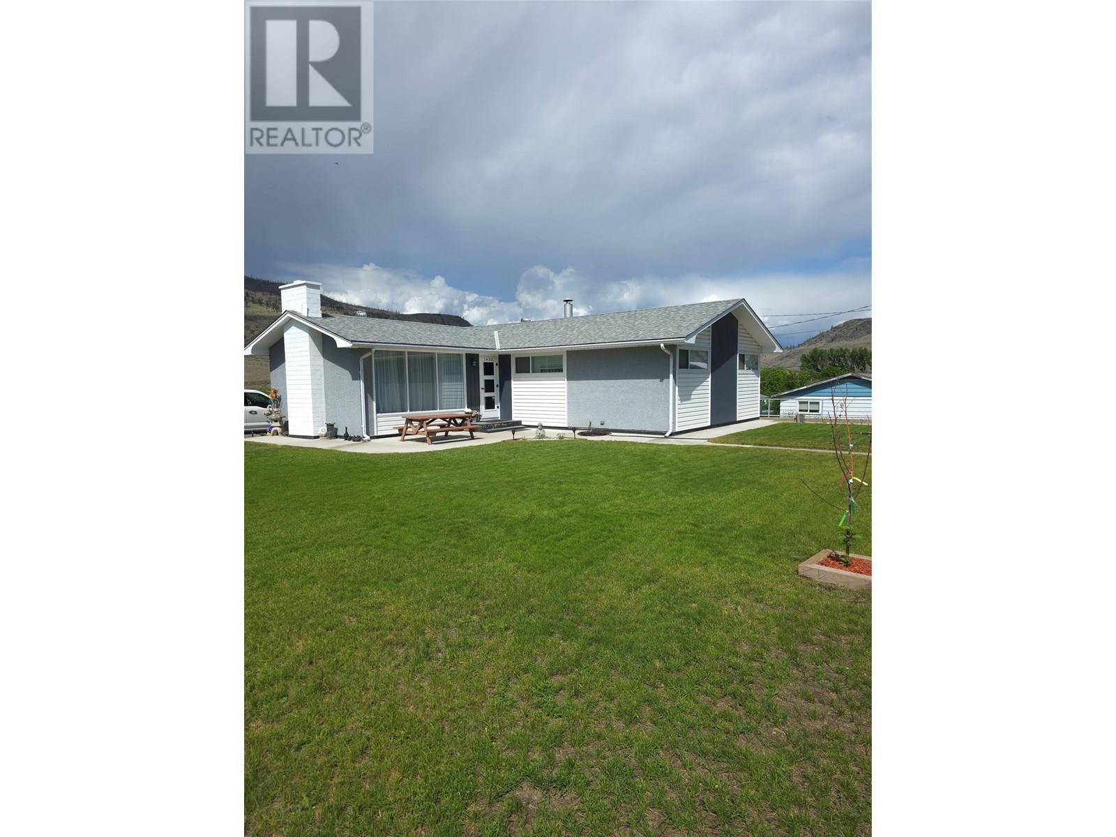 1408 Quartz Road Property Photo 1