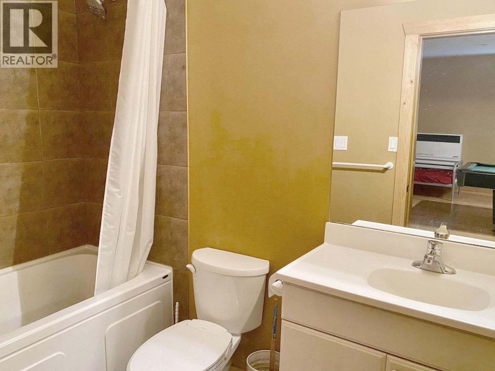 3325 Barriere South Road Property Photo 9