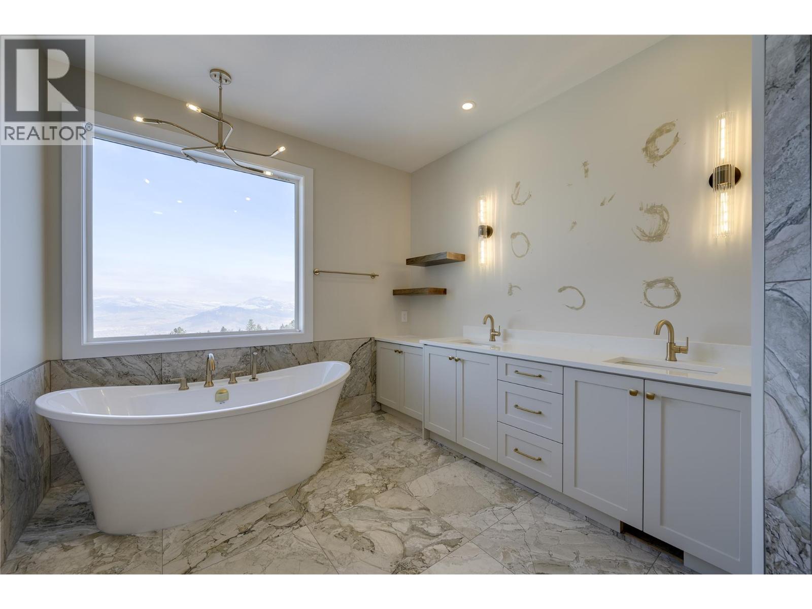 2138 Linfield Drive Property Photo 21