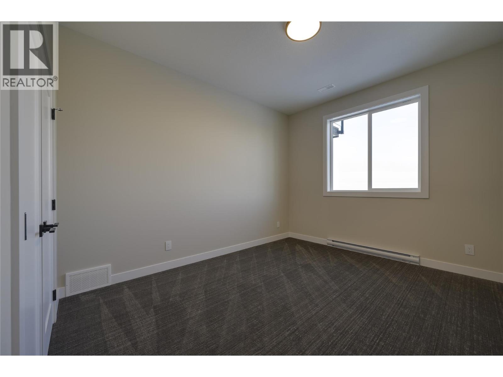 2138 Linfield Drive Property Photo 31